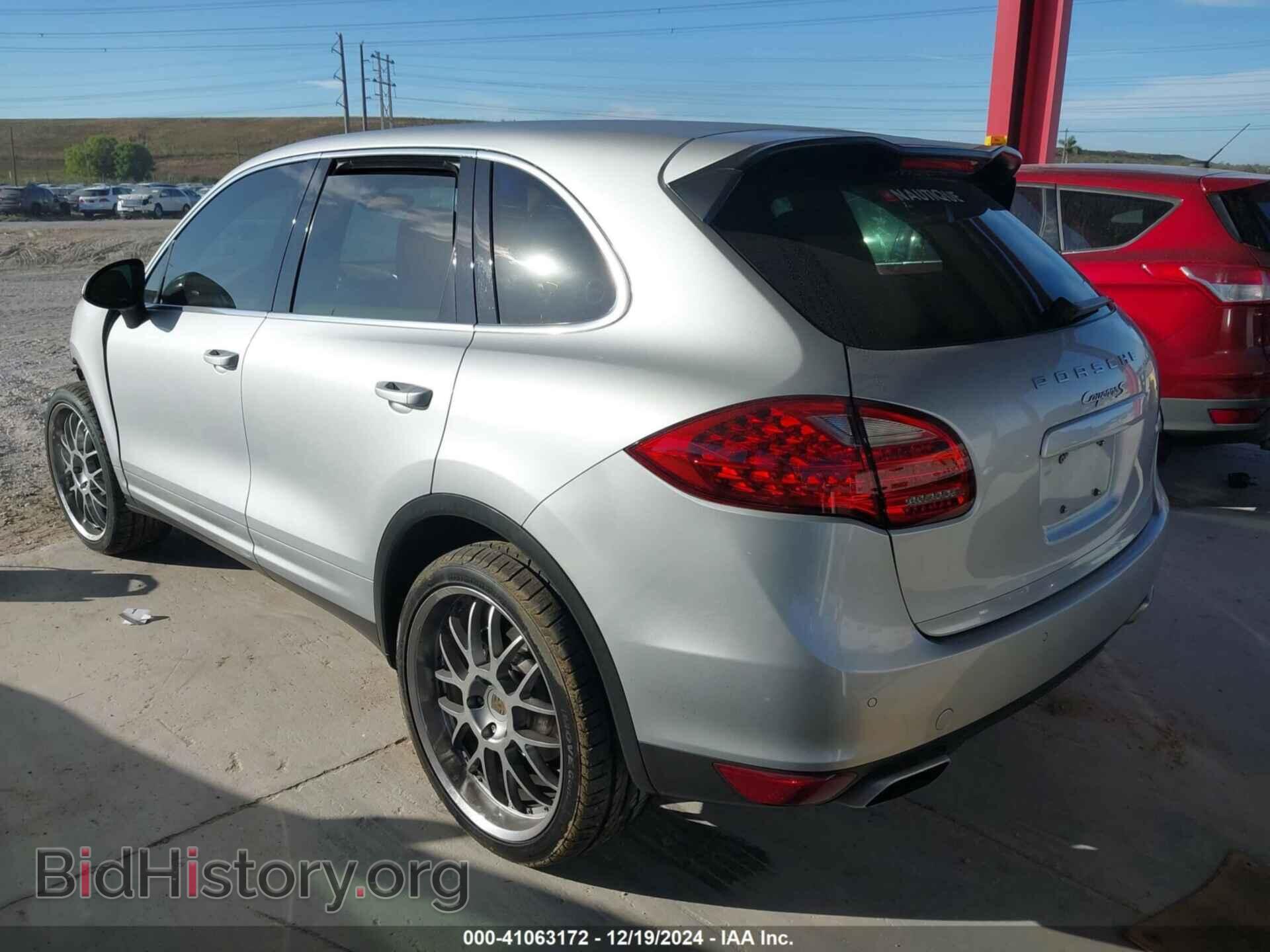 2011 PORSCHE CAYENNE - VIN: WP1AB2A2XBLA44131 - Фото 3