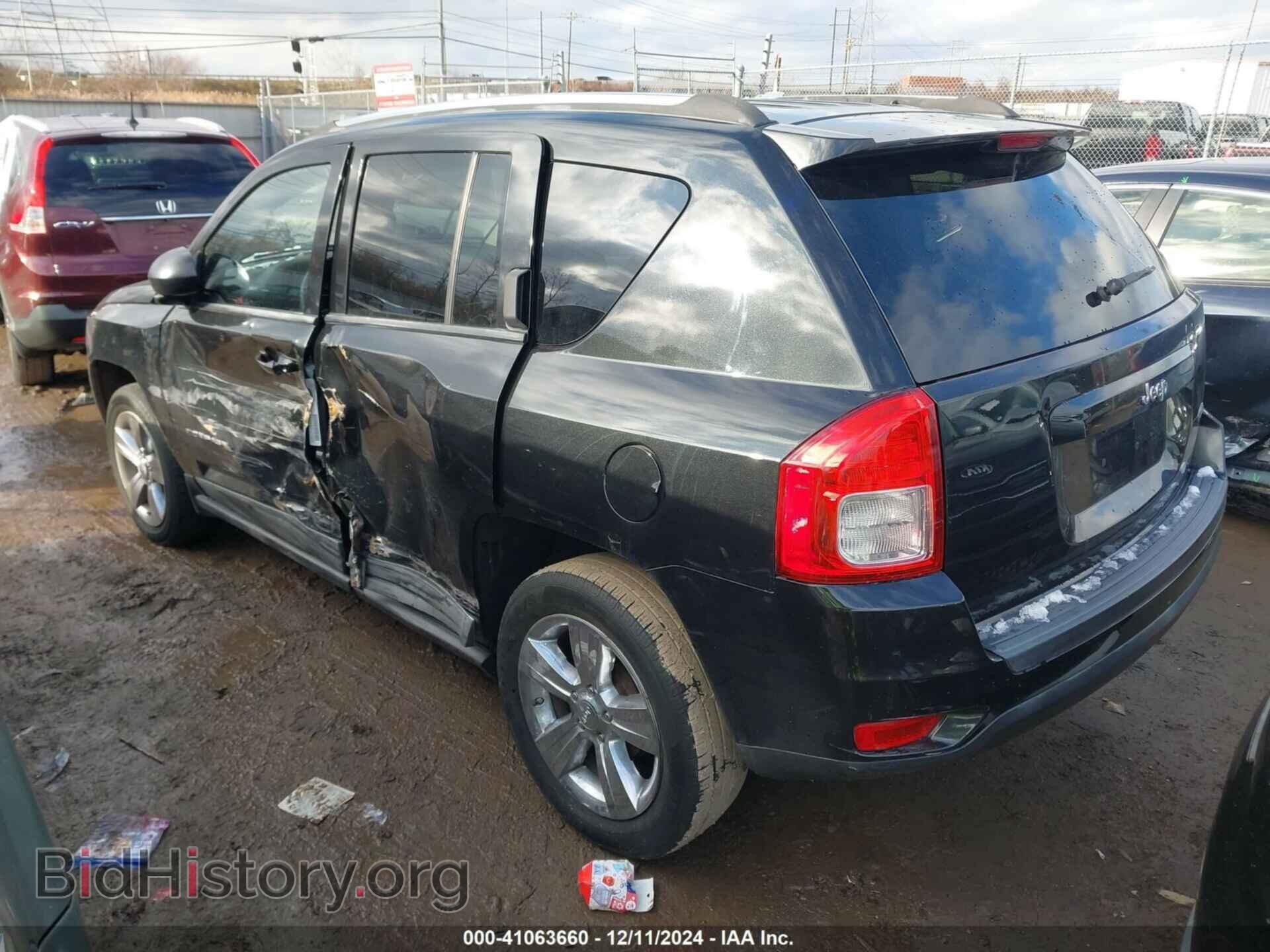 2011 JEEP COMPASS - VIN: 1J4NT1FAXBD138718 - Фото 3
