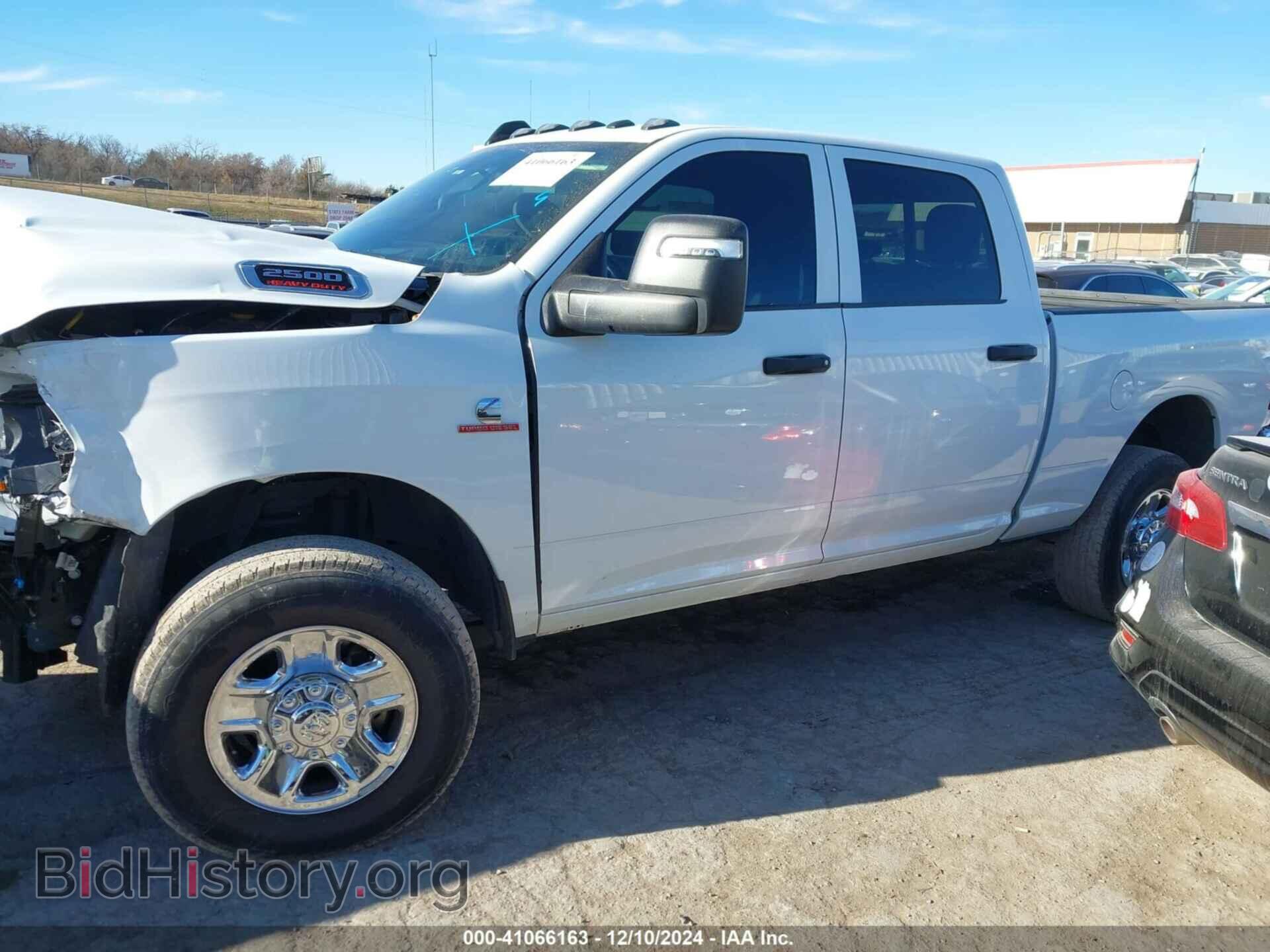 2023 RAM 2500 - VIN: 3C6UR5CL5PG502252 - Фото 2