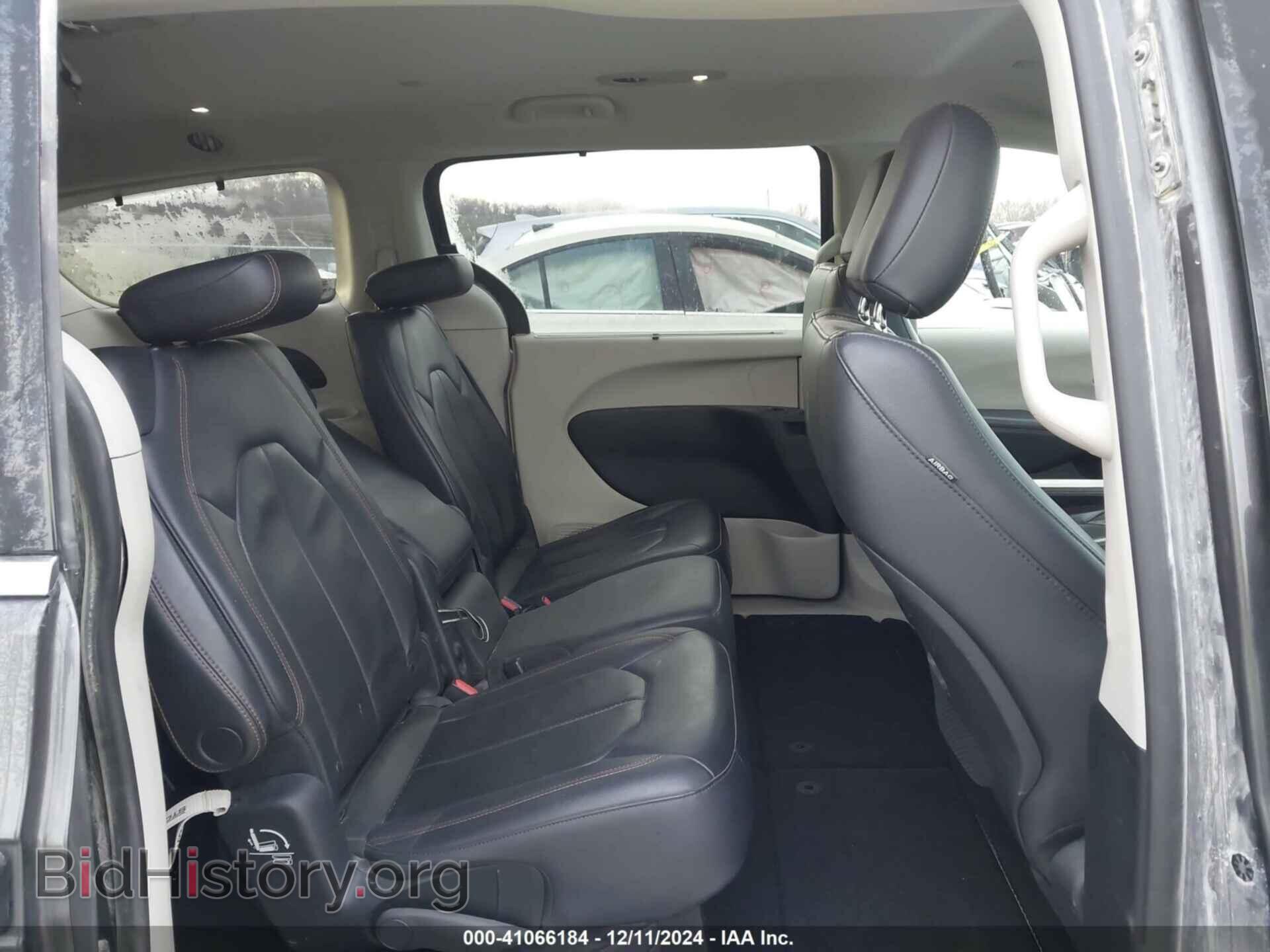 2018 CHRYSLER PACIFICA - VIN: 2C4RC1BGXJR107532 - Фото 8