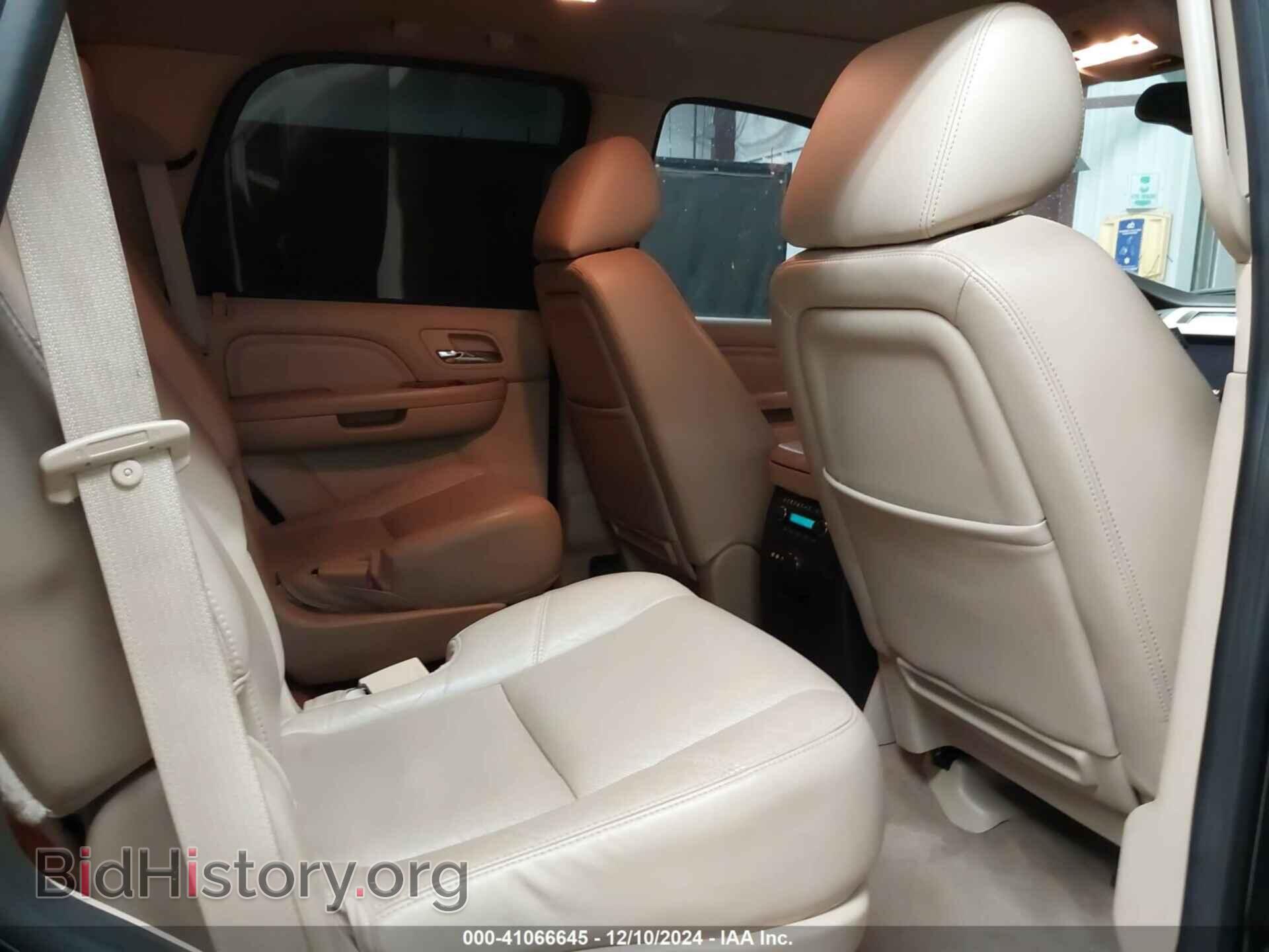 2011 CADILLAC ESCALADE - VIN: 1GYS4CEF8BR299998 - Photo 8