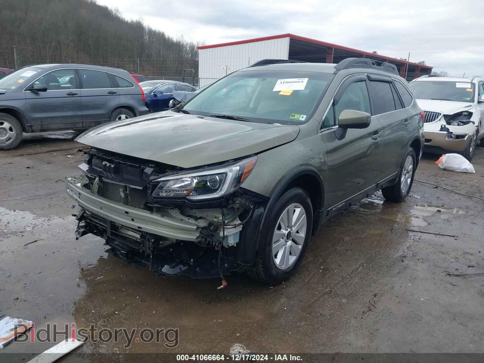 2018 SUBARU OUTBACK - VIN: 4S4BSADC0J3228525 - Фото 2