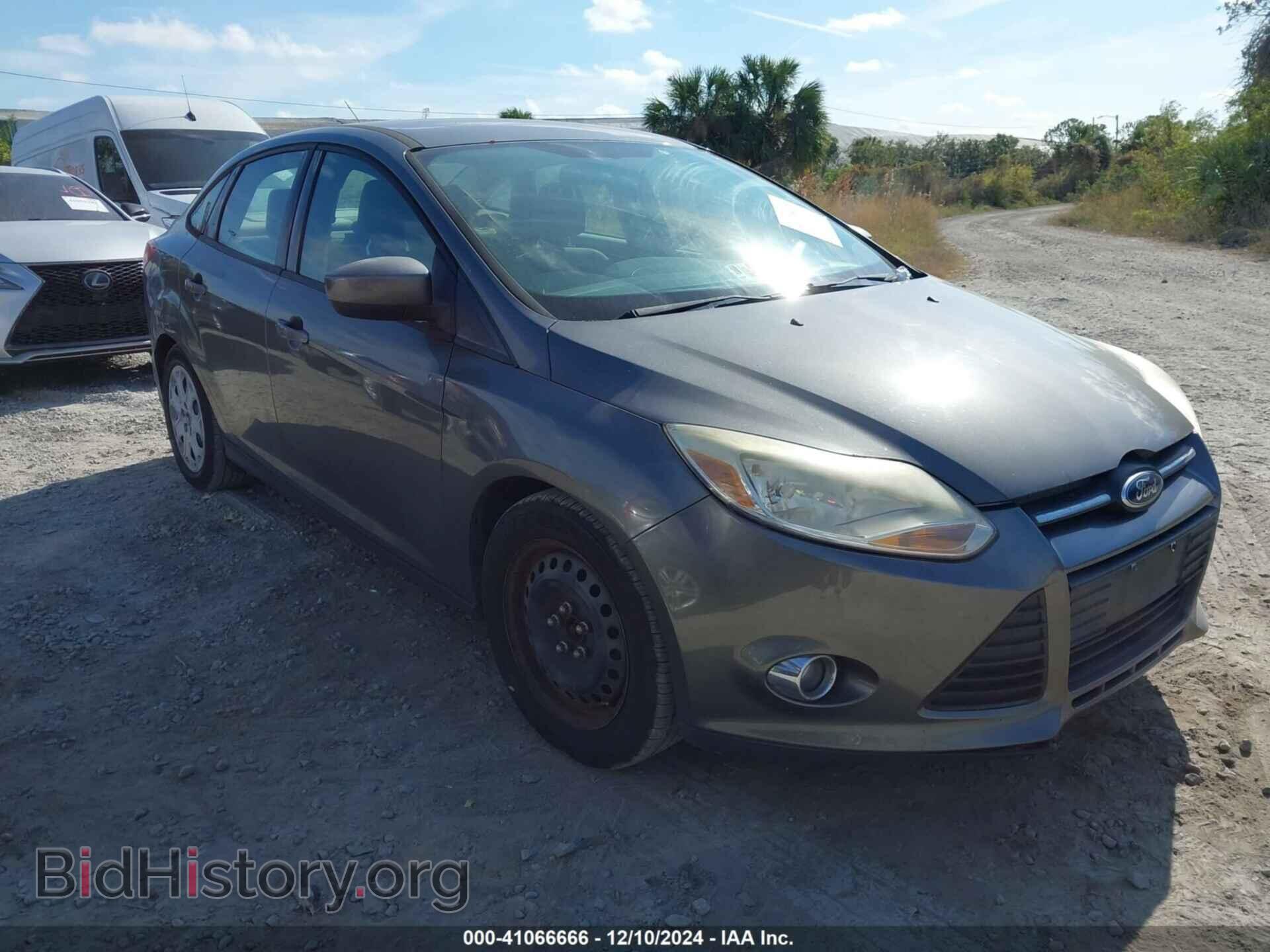 Фотография 1FAHP3F20CL351329 - FORD FOCUS 2012