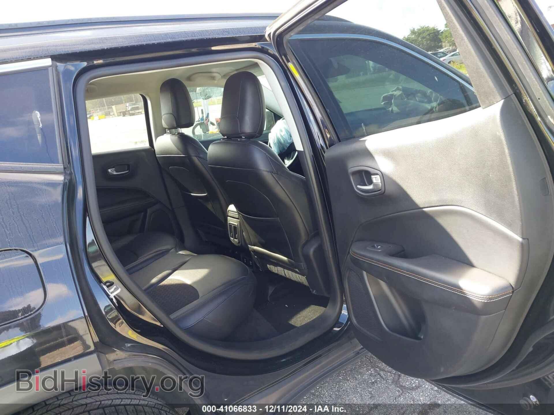 2019 JEEP COMPASS - VIN: 3C4NJDBB9KT596823 - Фото 8
