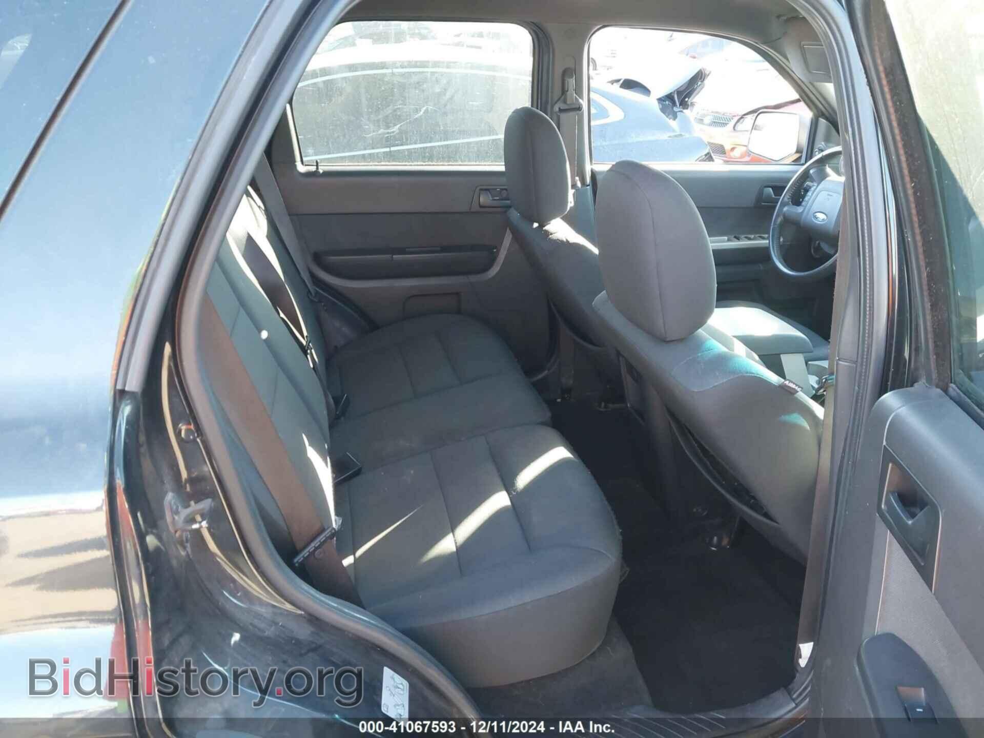 2011 FORD ESCAPE - VIN: 1FMCU0DG8BKA13977 - Photo 8