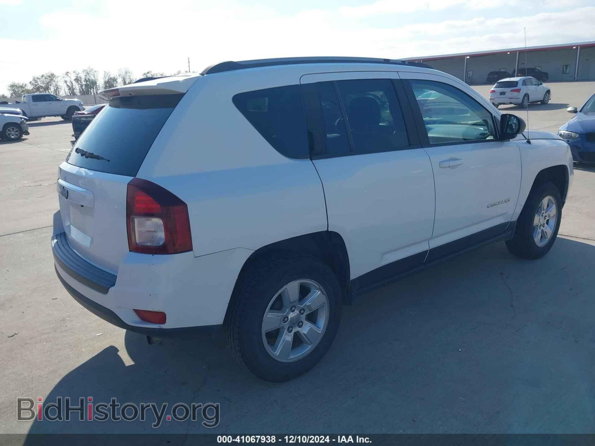 2015 JEEP COMPASS - VIN: 1C4NJCBA7FD249746 - Фото 4
