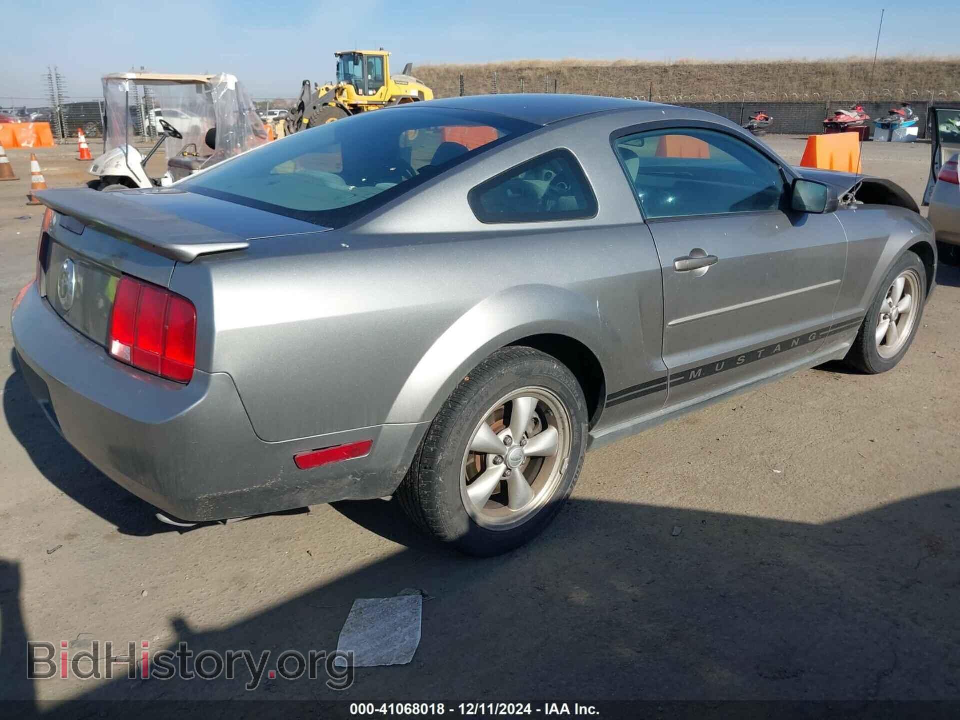 2008 FORD MUSTANG - VIN: 1ZVHT80NX85196609 - Фото 4