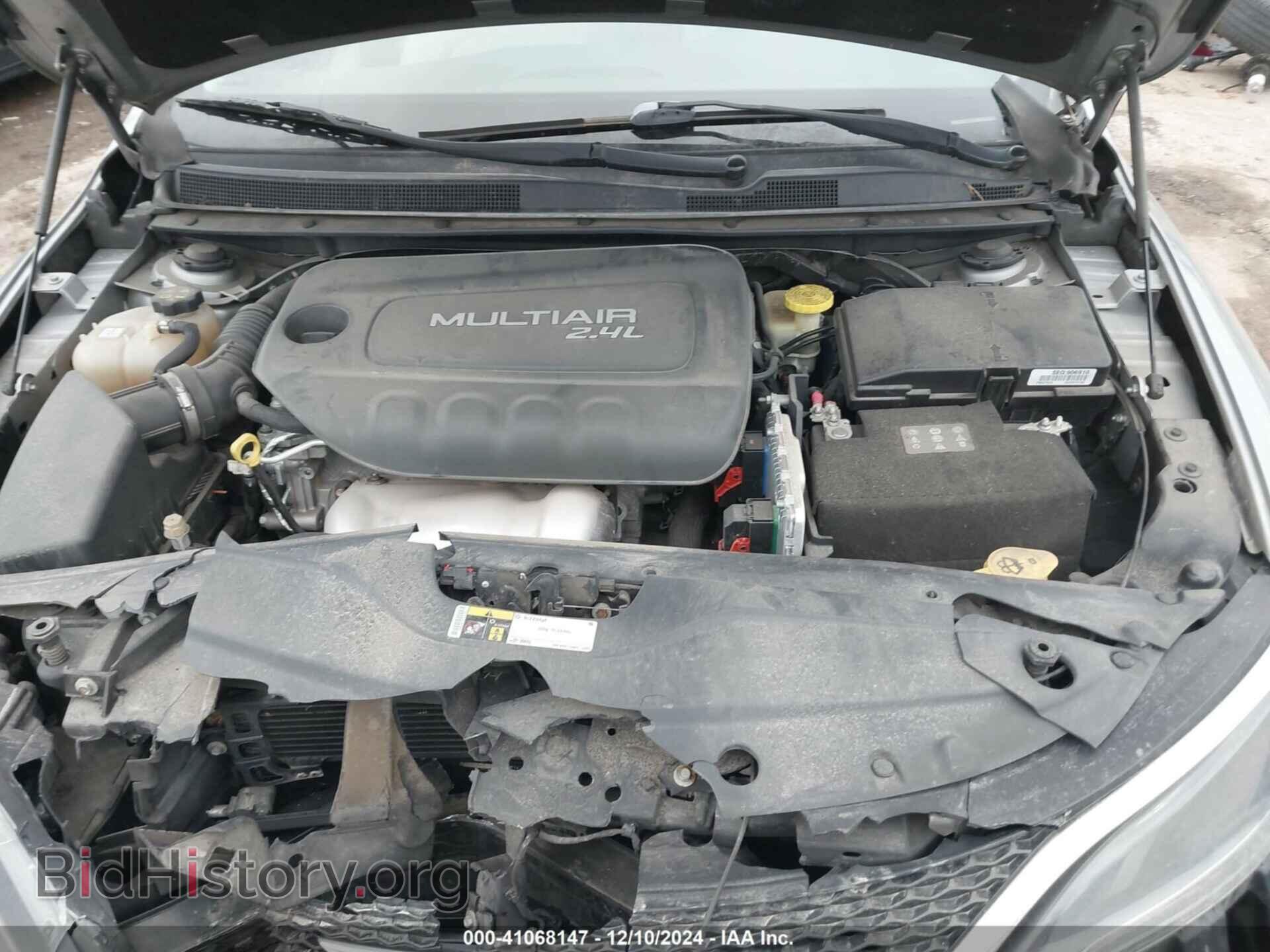 2015 CHRYSLER 200 - VIN: 1C3CCCAB6FN527529 - Фото 10