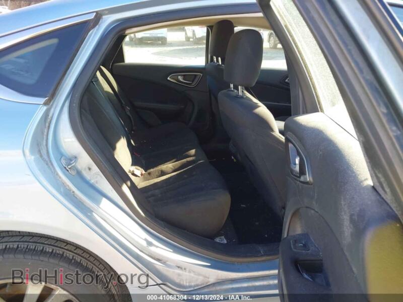 2015 Chrysler 200 (VIN 1C3CCCAB6FN719405) — фото 8 из 15
