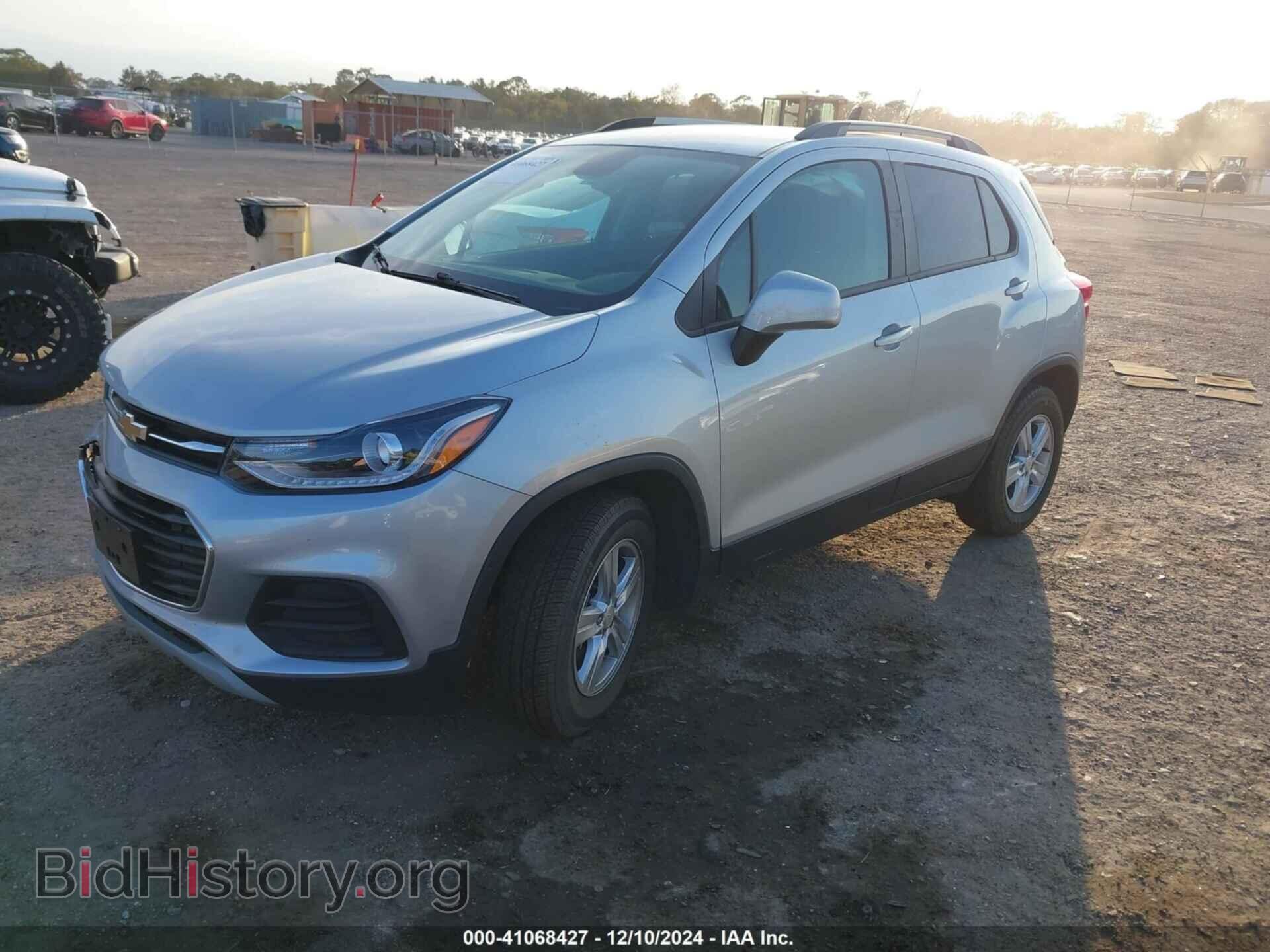 2021 CHEVROLET TRAX - VIN: KL7CJPSM7MB371201 - Фото 2