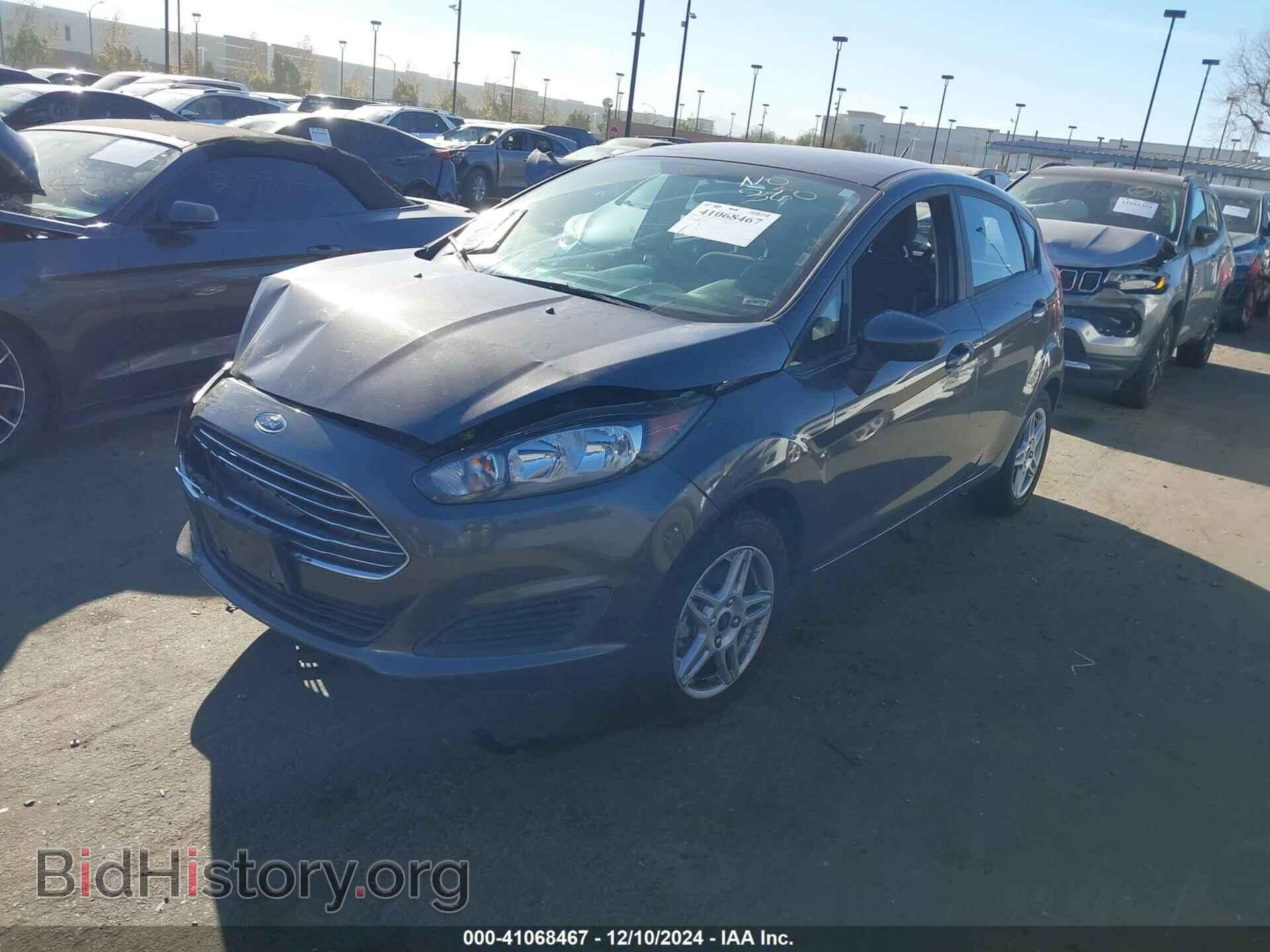 2017 FORD FIESTA - VIN: 3FADP4EJ4HM113082 - Фото 2