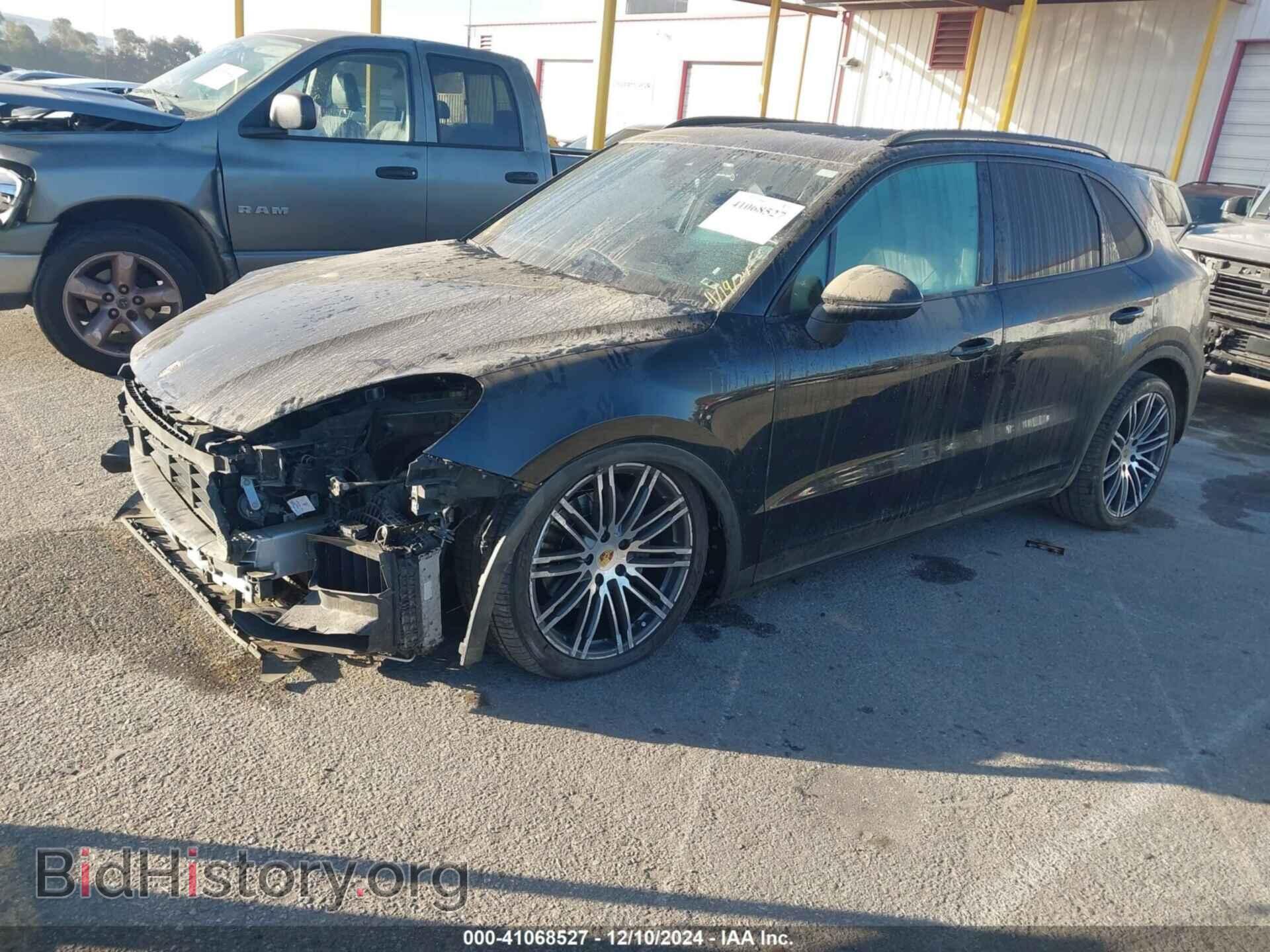 2019 PORSCHE CAYENNE - VIN: WP1AA2AY3KDA15670 - Фото 2