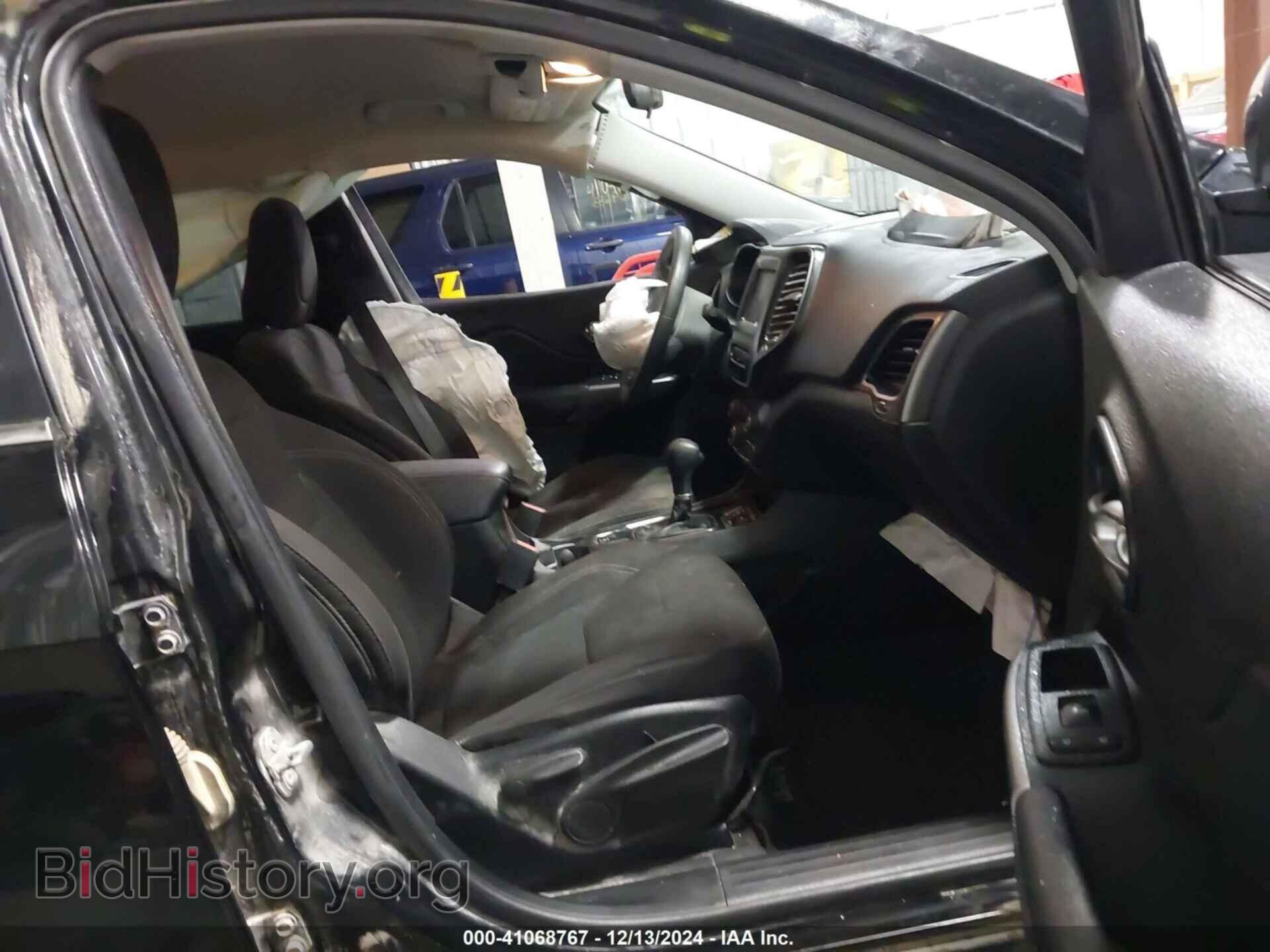 2019 JEEP CHEROKEE - VIN: 1C4PJLCB6KD171244 - Фото 5