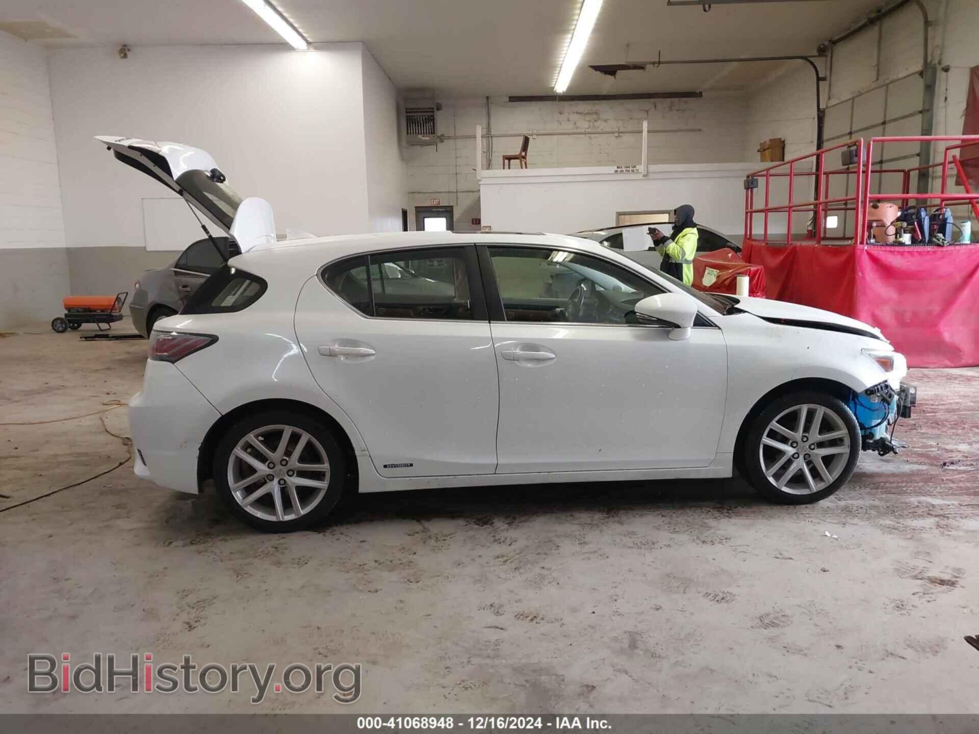2014 LEXUS CT 200H - VIN: JTHKD5BH4E2201634 - Фото 14