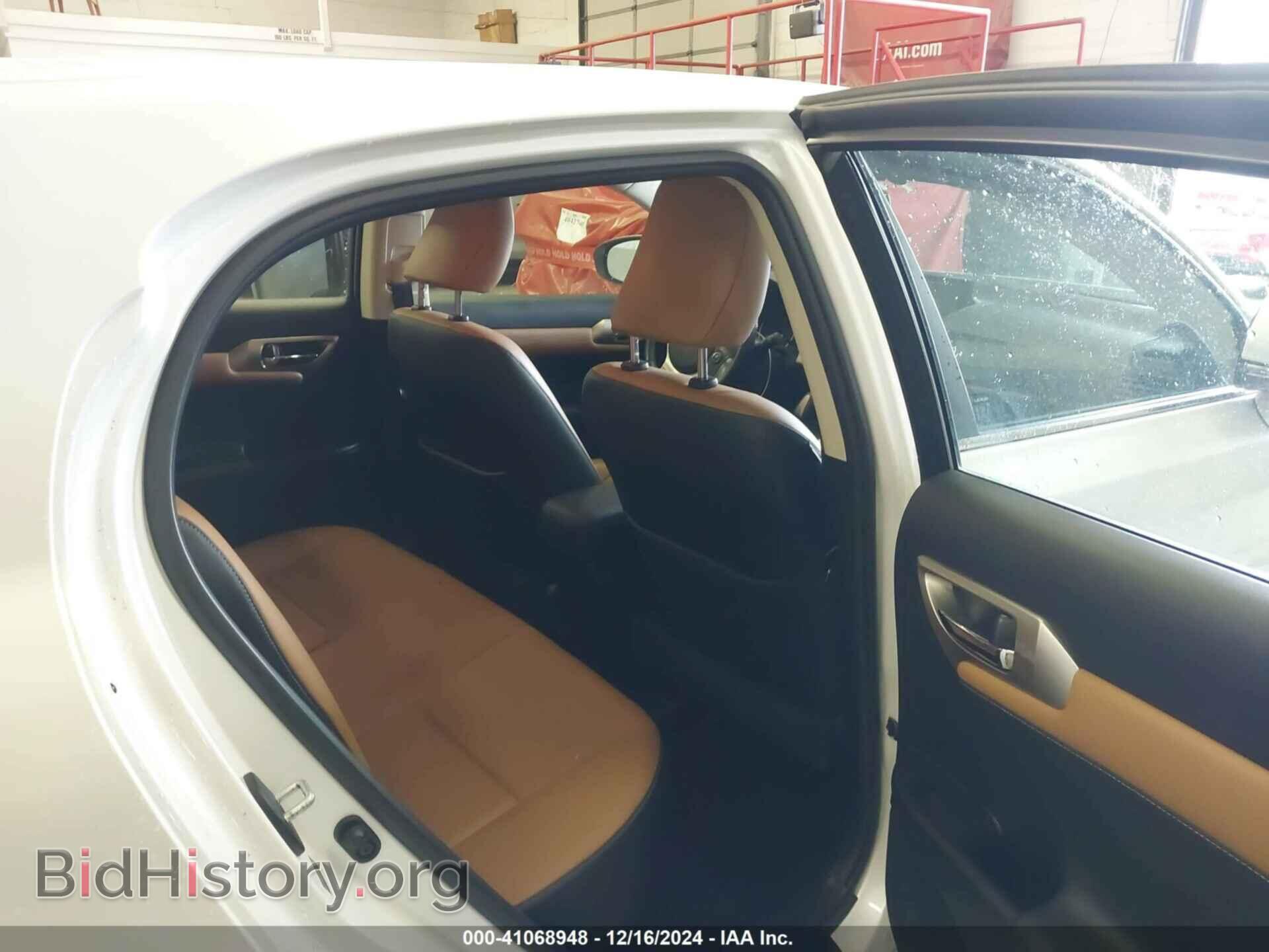 2014 LEXUS CT 200H - VIN: JTHKD5BH4E2201634 - Фото 8