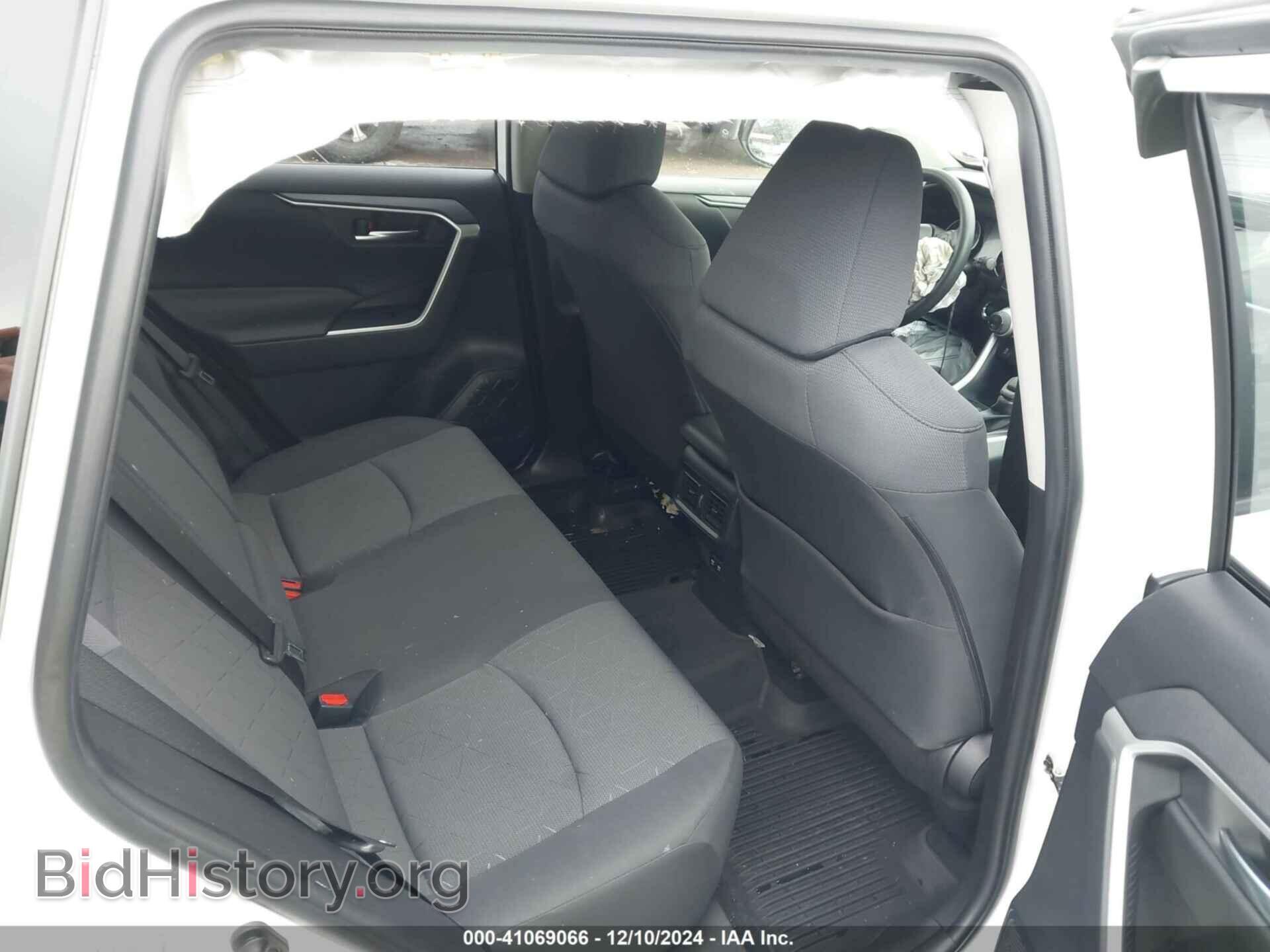 2019 TOYOTA RAV4 - VIN: JTMP1RFV7KD037433 - Фото 8