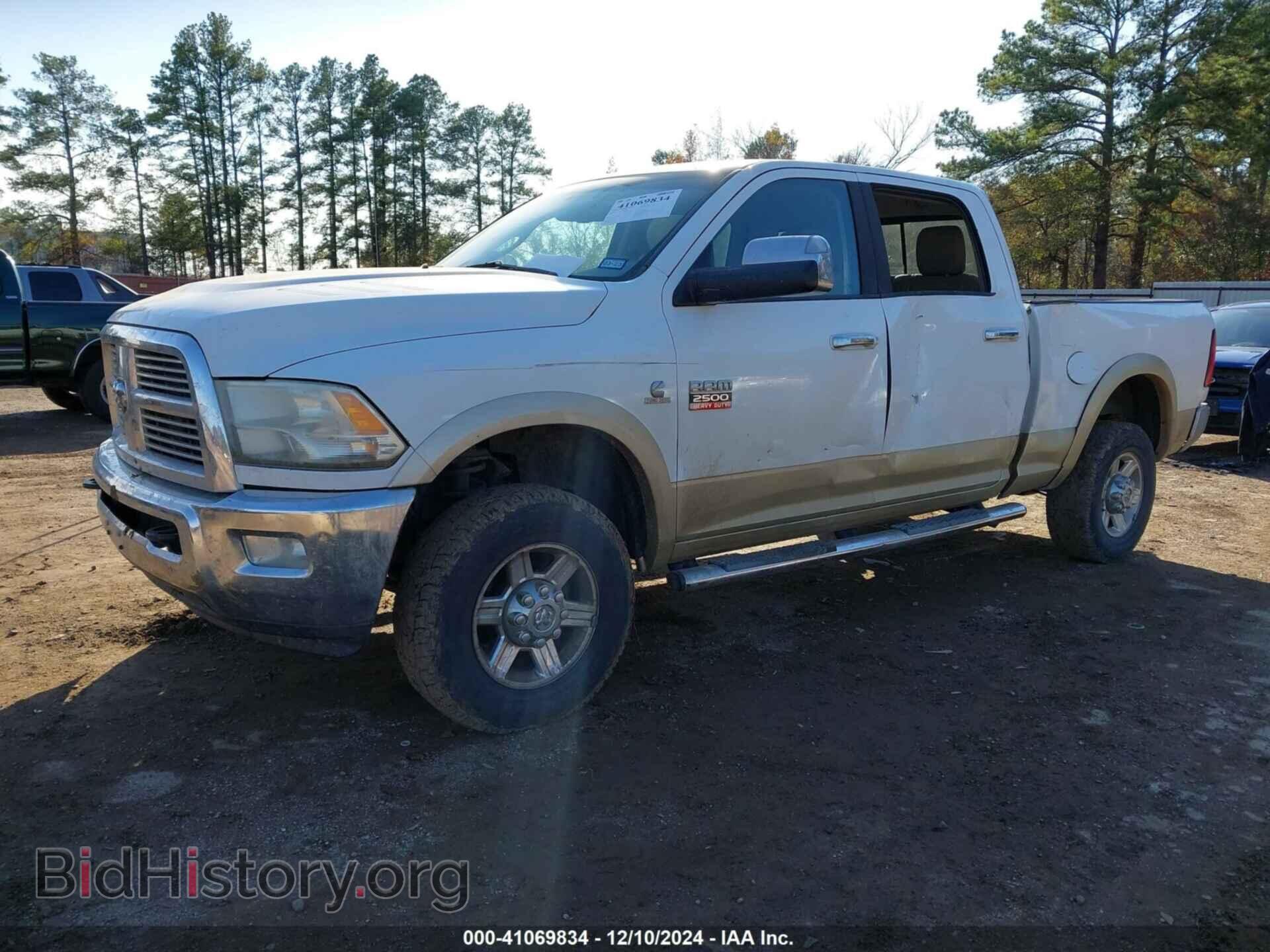 2011 RAM RAM 2500 - VIN: 3D7UT2CL9BG525587 - Фото 2