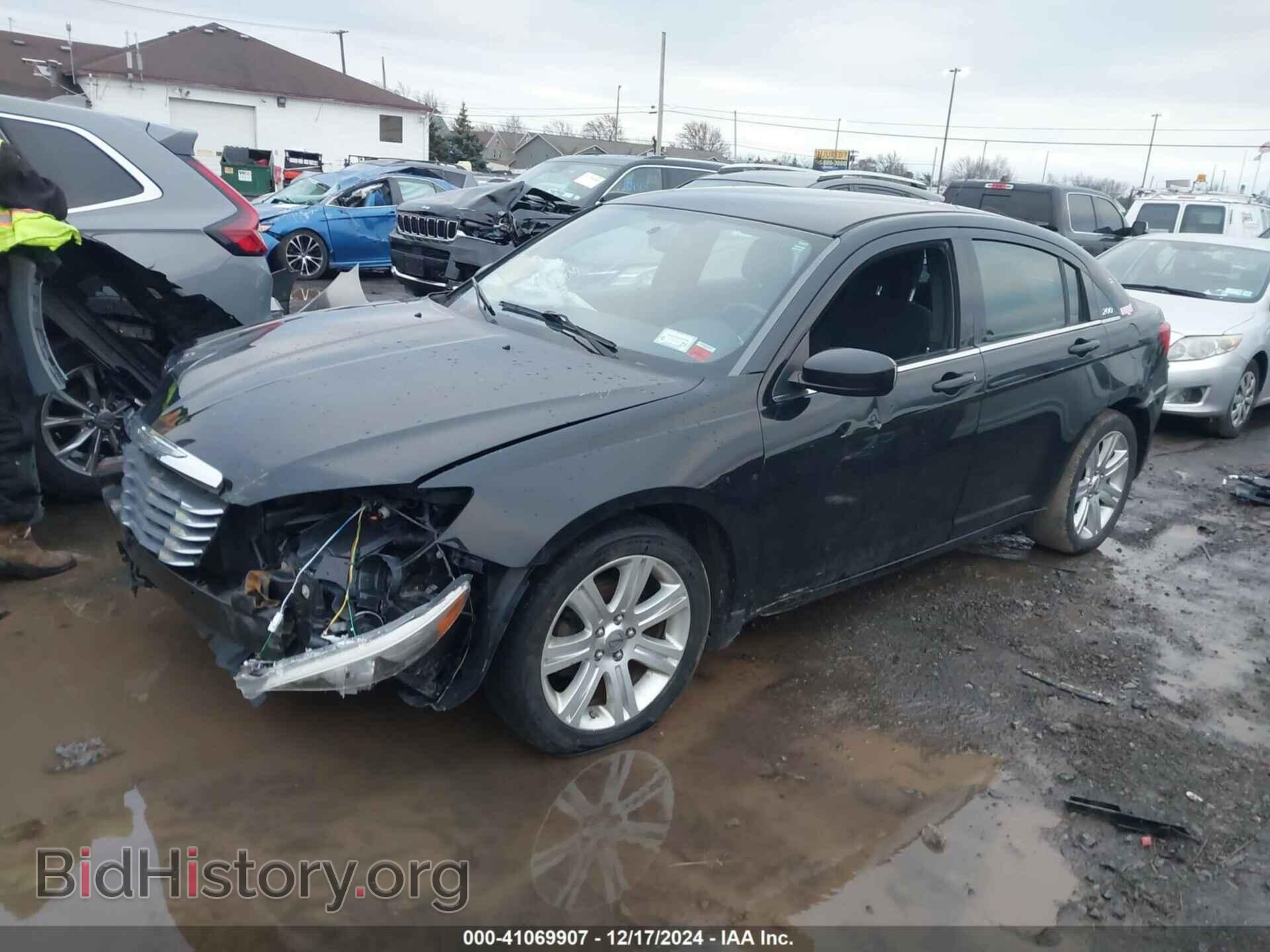2012 CHRYSLER 200 - VIN: 1C3CCBBB2CN164246 - Photo 2