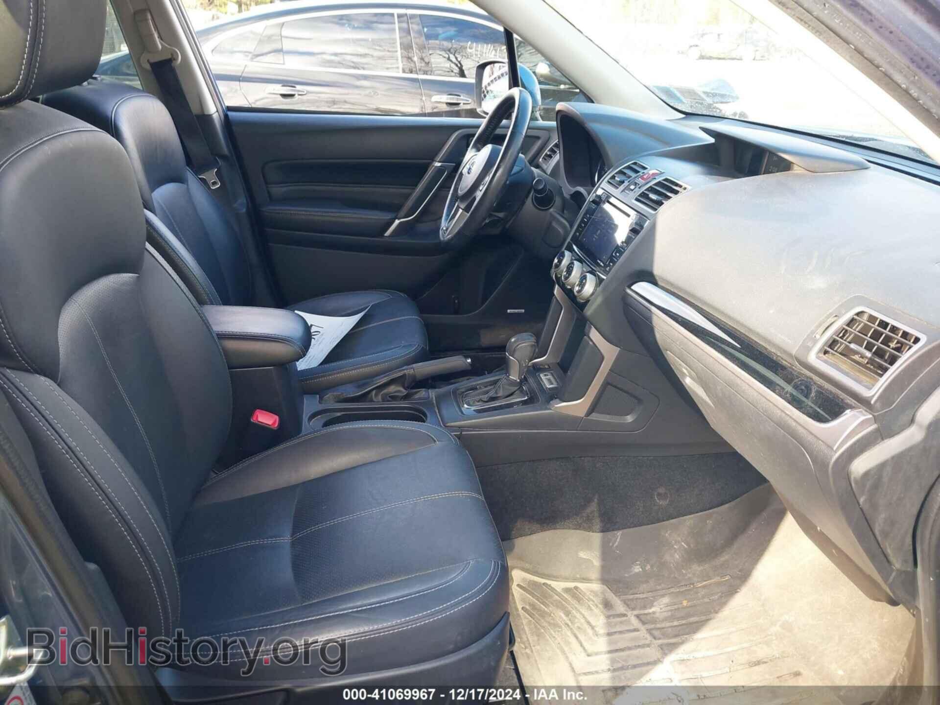 2017 SUBARU FORESTER - VIN: JF2SJATC8HH500973 - Фото 5