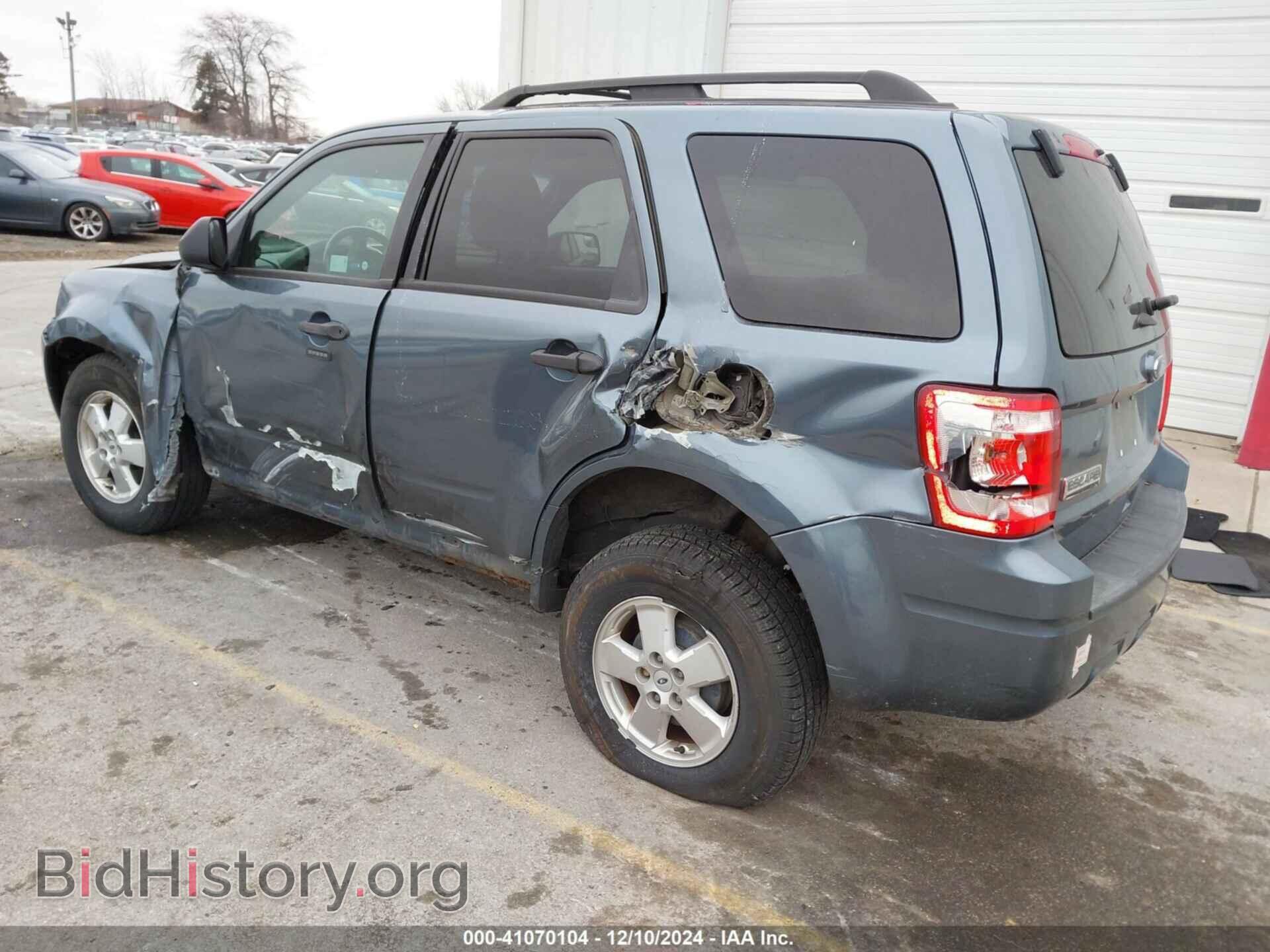 2011 FORD ESCAPE - VIN: 1FMCU0D71BKC25670 - Фото 3