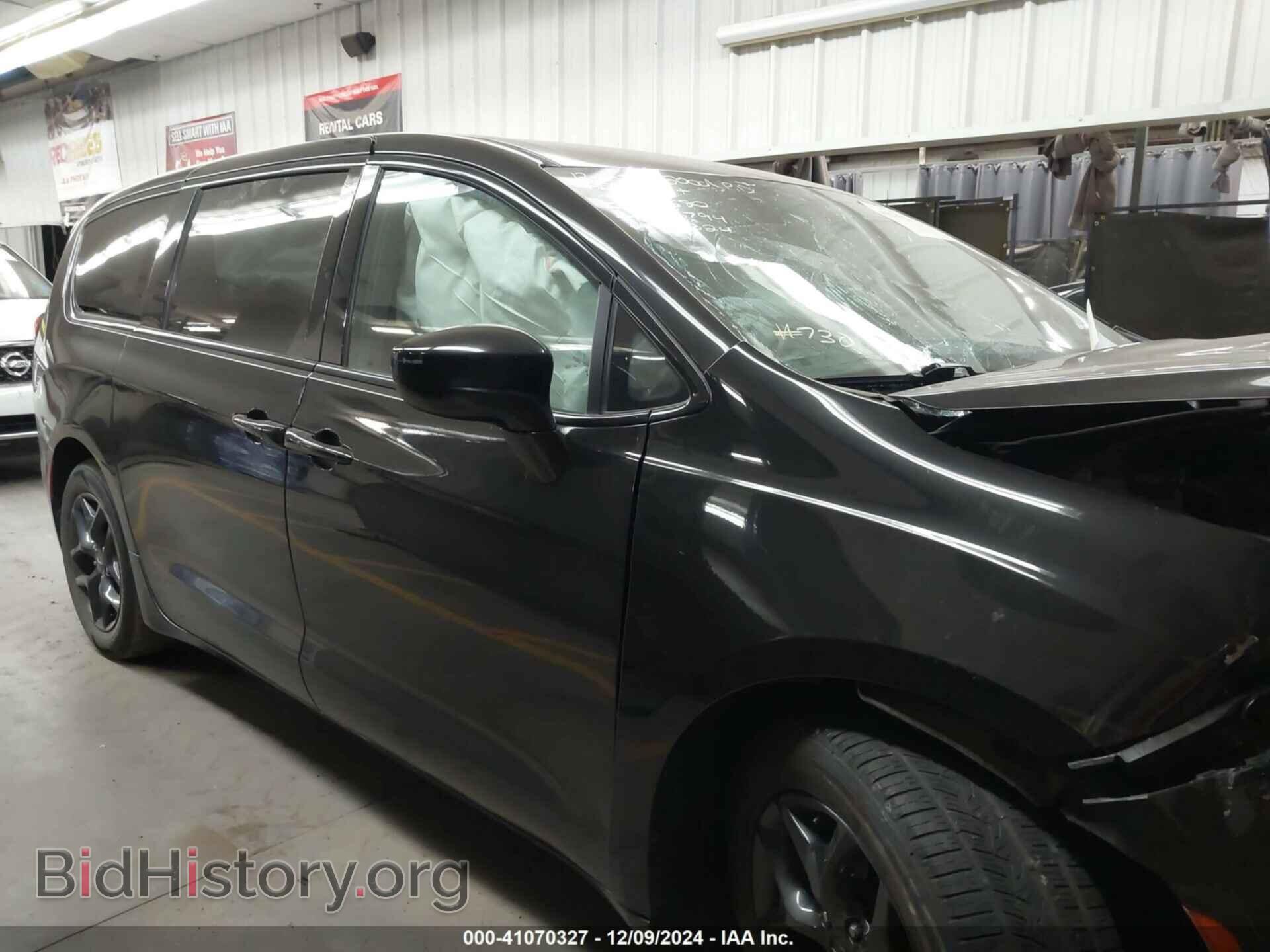 2018 CHRYSLER PACIFICA - VIN: 2C4RC1FG5JR287397 - Photo 13