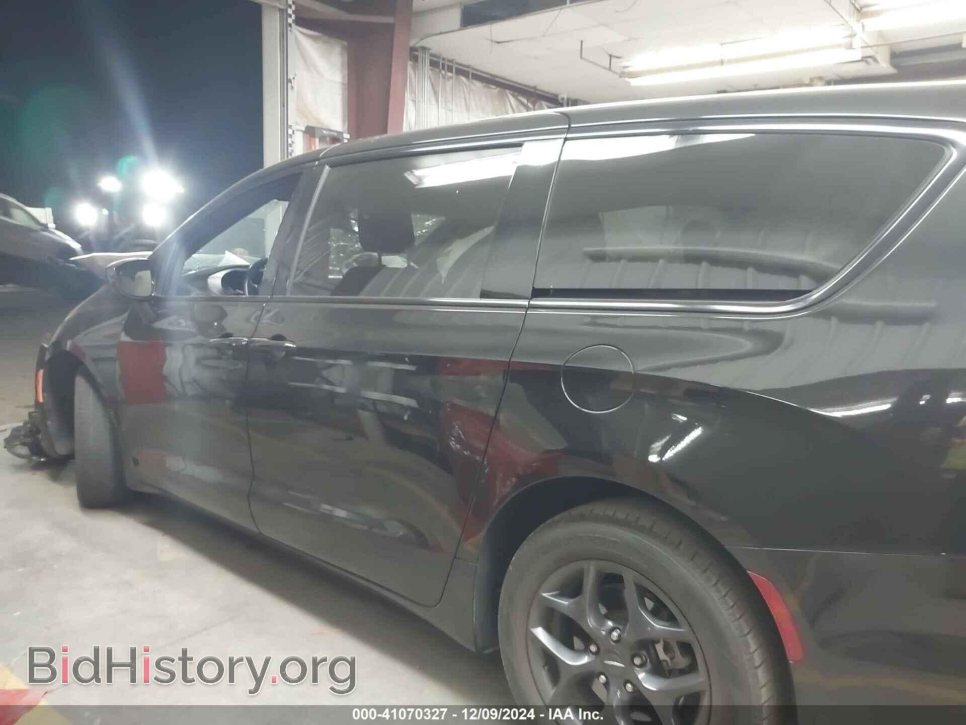 2018 CHRYSLER PACIFICA - VIN: 2C4RC1FG5JR287397 - Photo 14