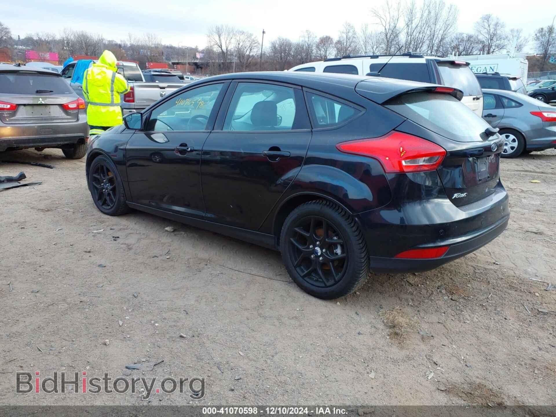 2016 FORD FOCUS - VIN: 1FADP3K23GL299558 - Фото 3