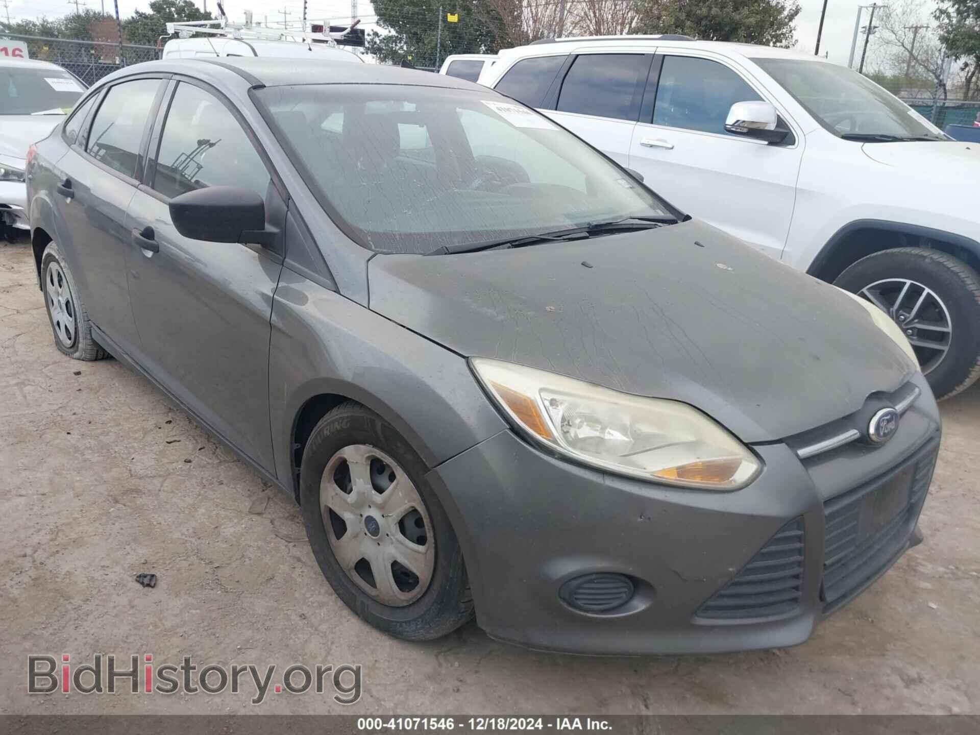 Фотография 1FAHP3E23CL320593 - FORD FOCUS 2012