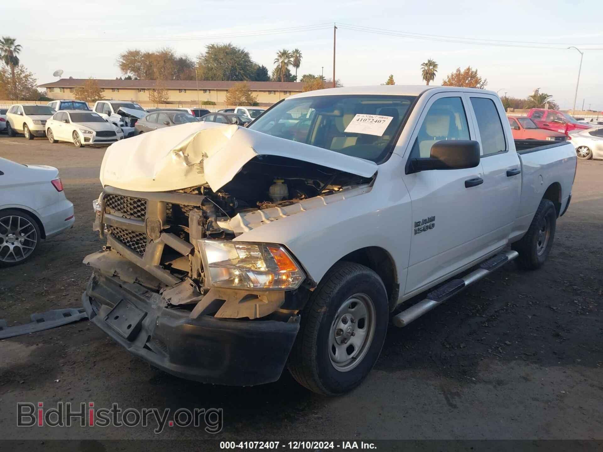2018 RAM 1500 - VIN: 1C6RR6FG4JS263061 - Фото 2