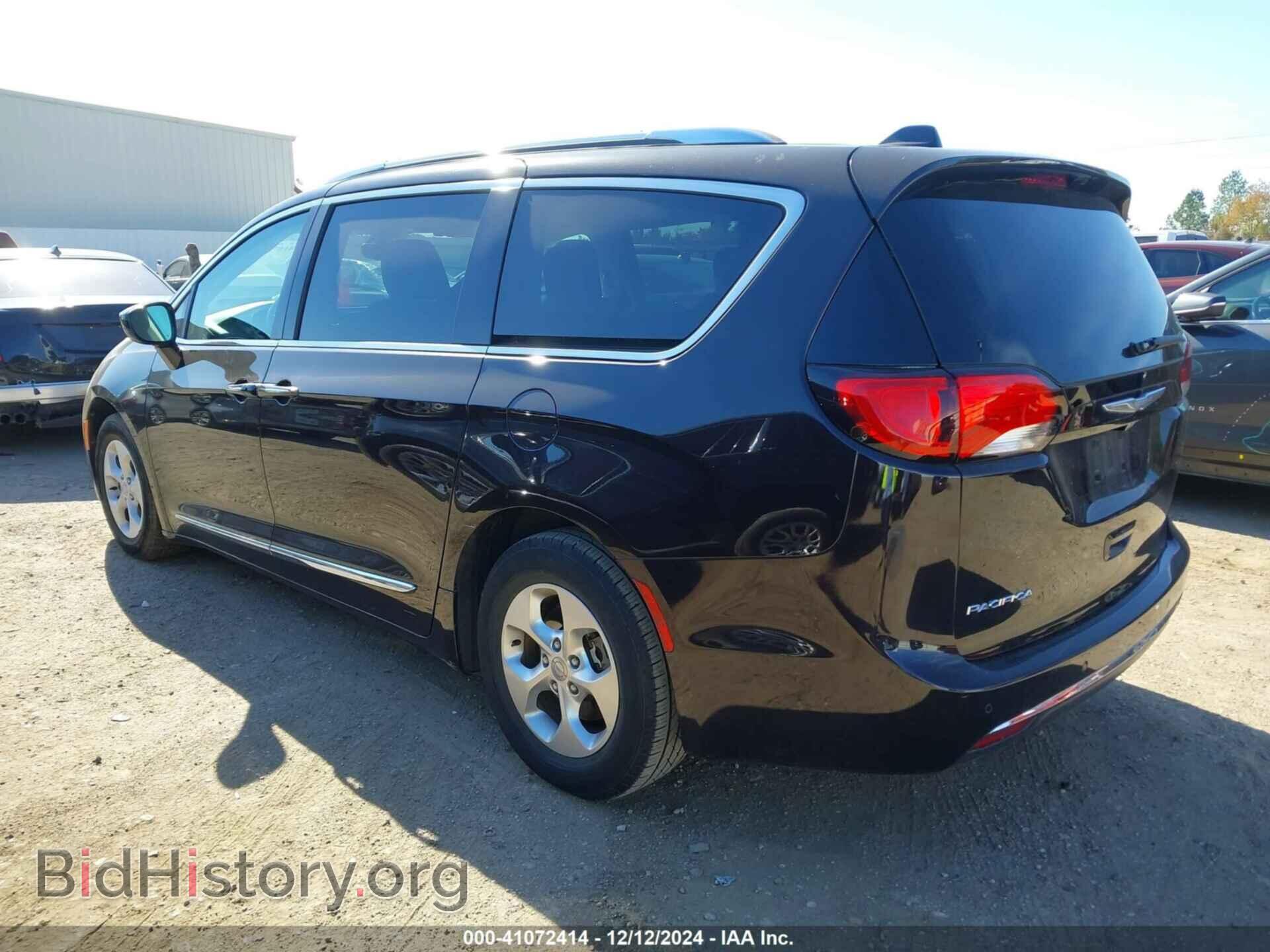 2017 CHRYSLER PACIFICA - VIN: 2C4RC1EG2HR684027 - Фото 3