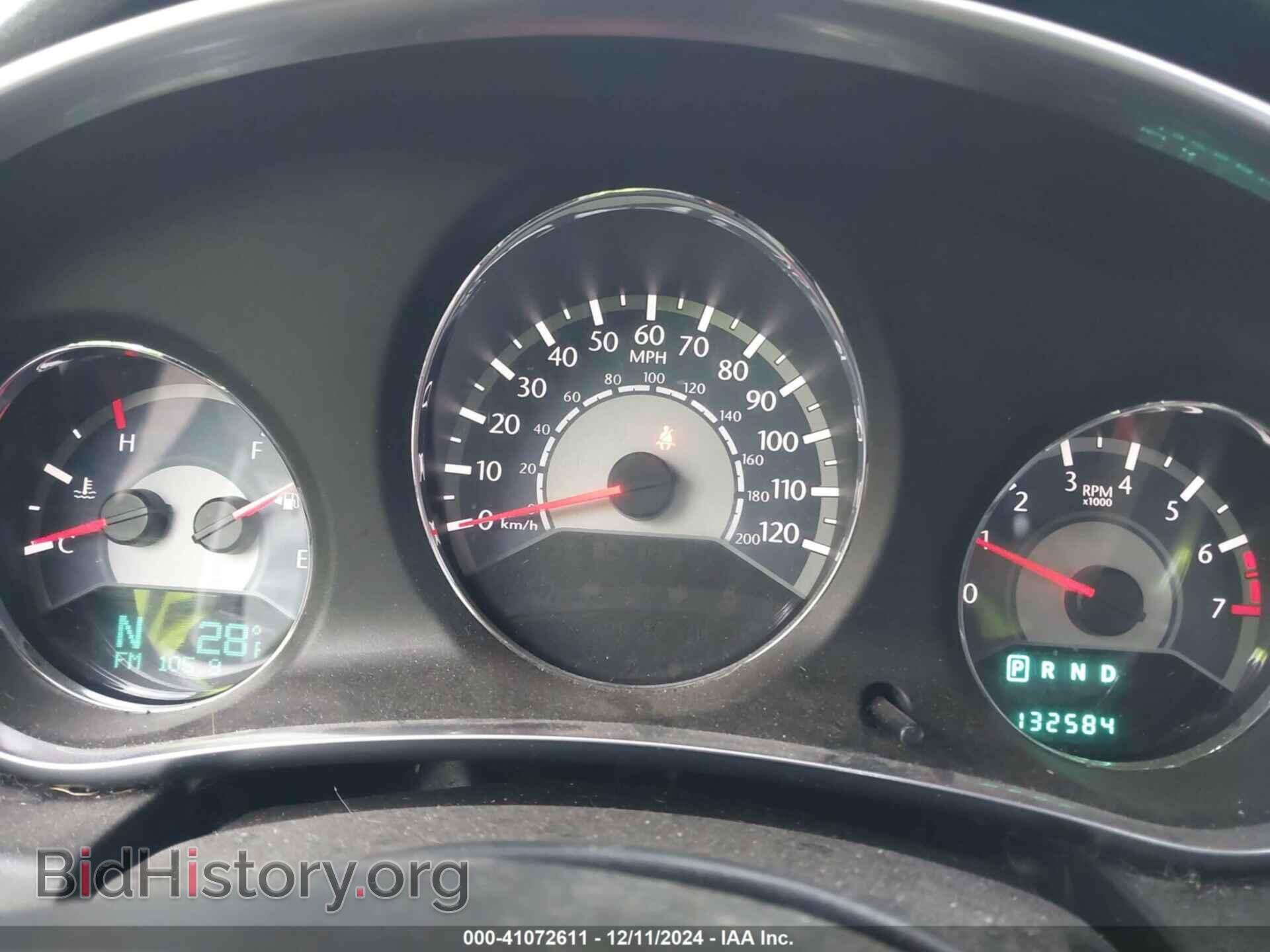 2011 CHRYSLER 200 - VIN: 1C3BC2FG0BN548395 - Фото 7