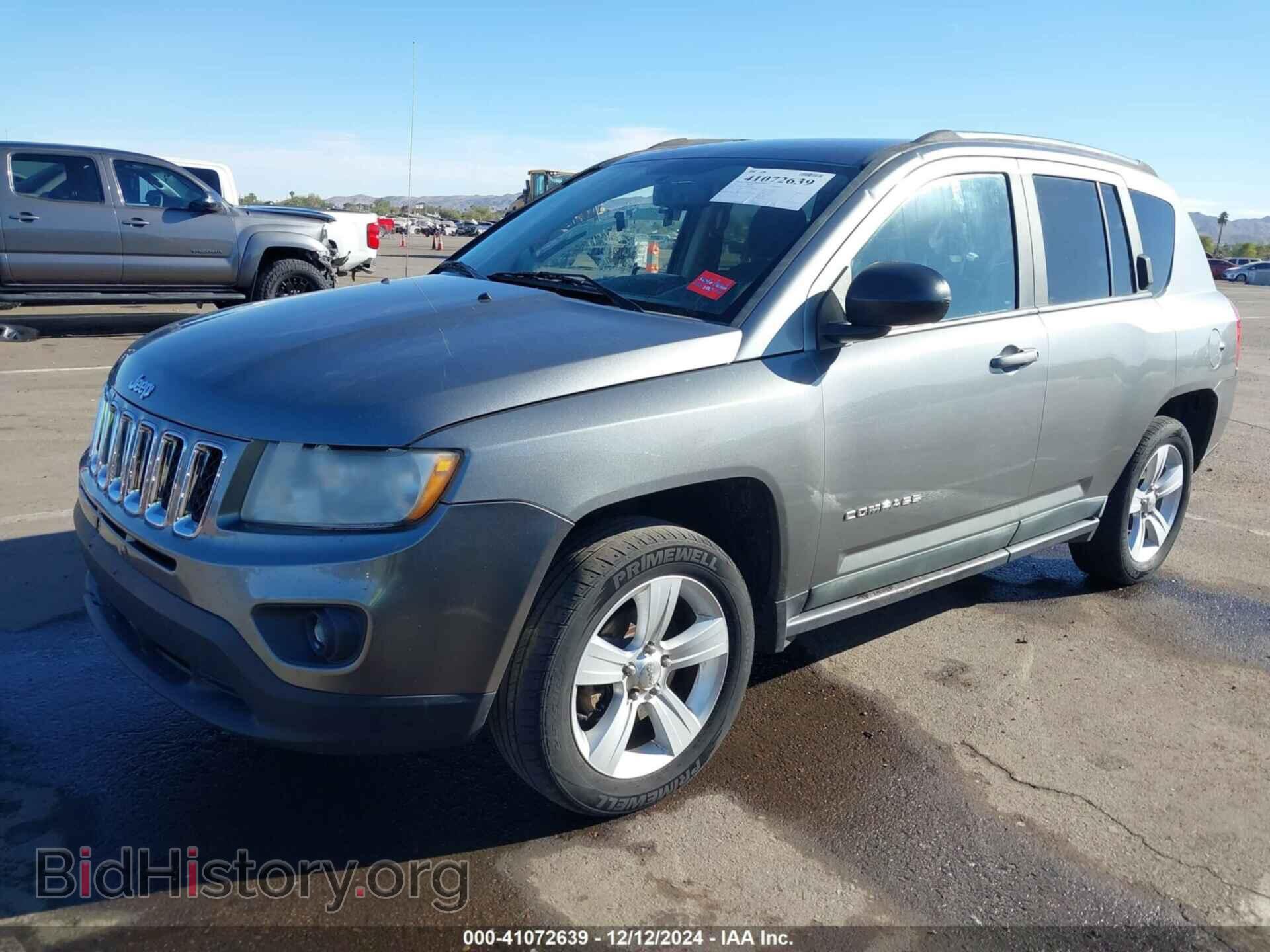 2011 JEEP COMPASS - VIN: 1J4NT1FB2BD267366 - Photo 2
