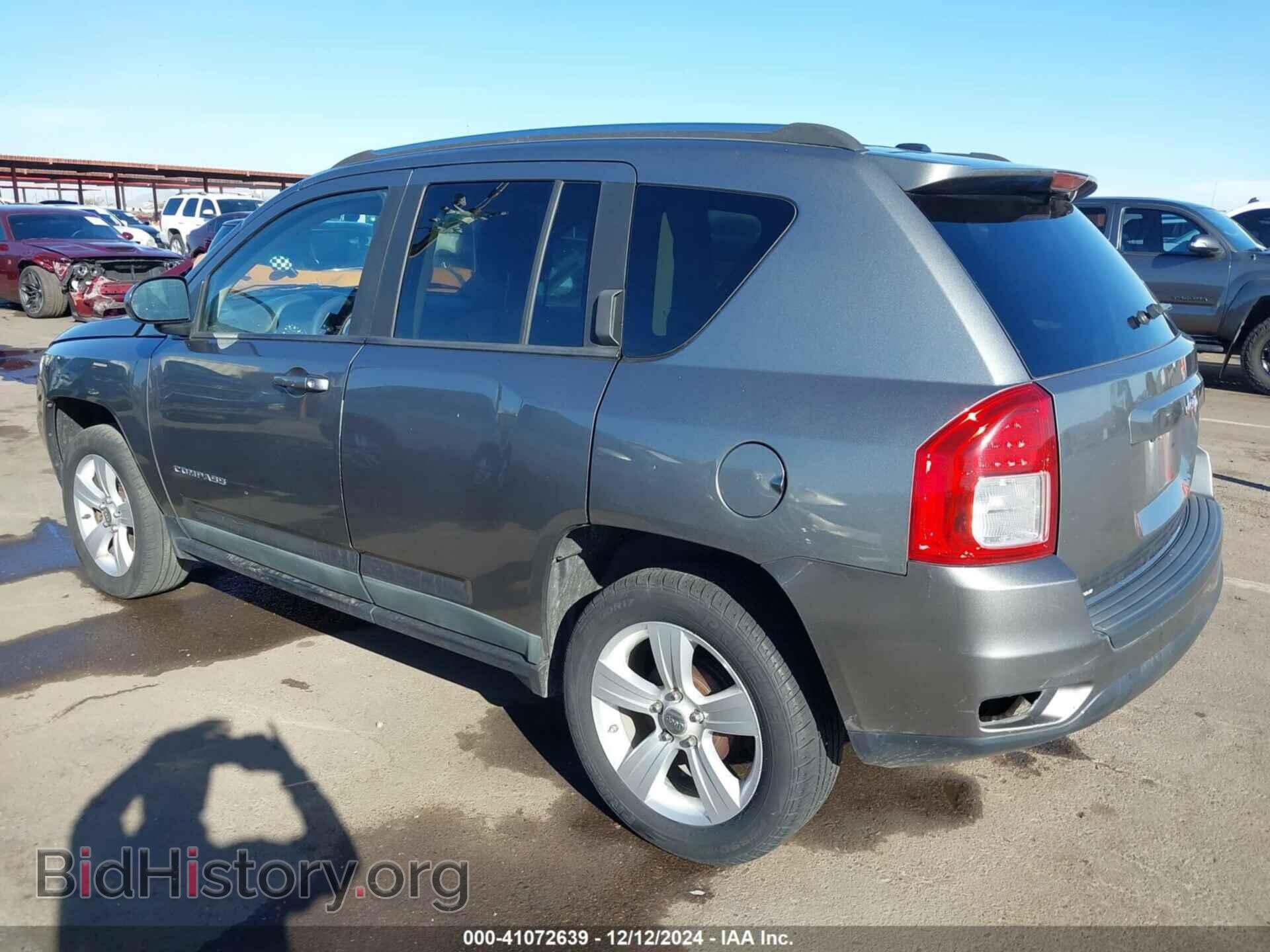 2011 JEEP COMPASS - VIN: 1J4NT1FB2BD267366 - Photo 3