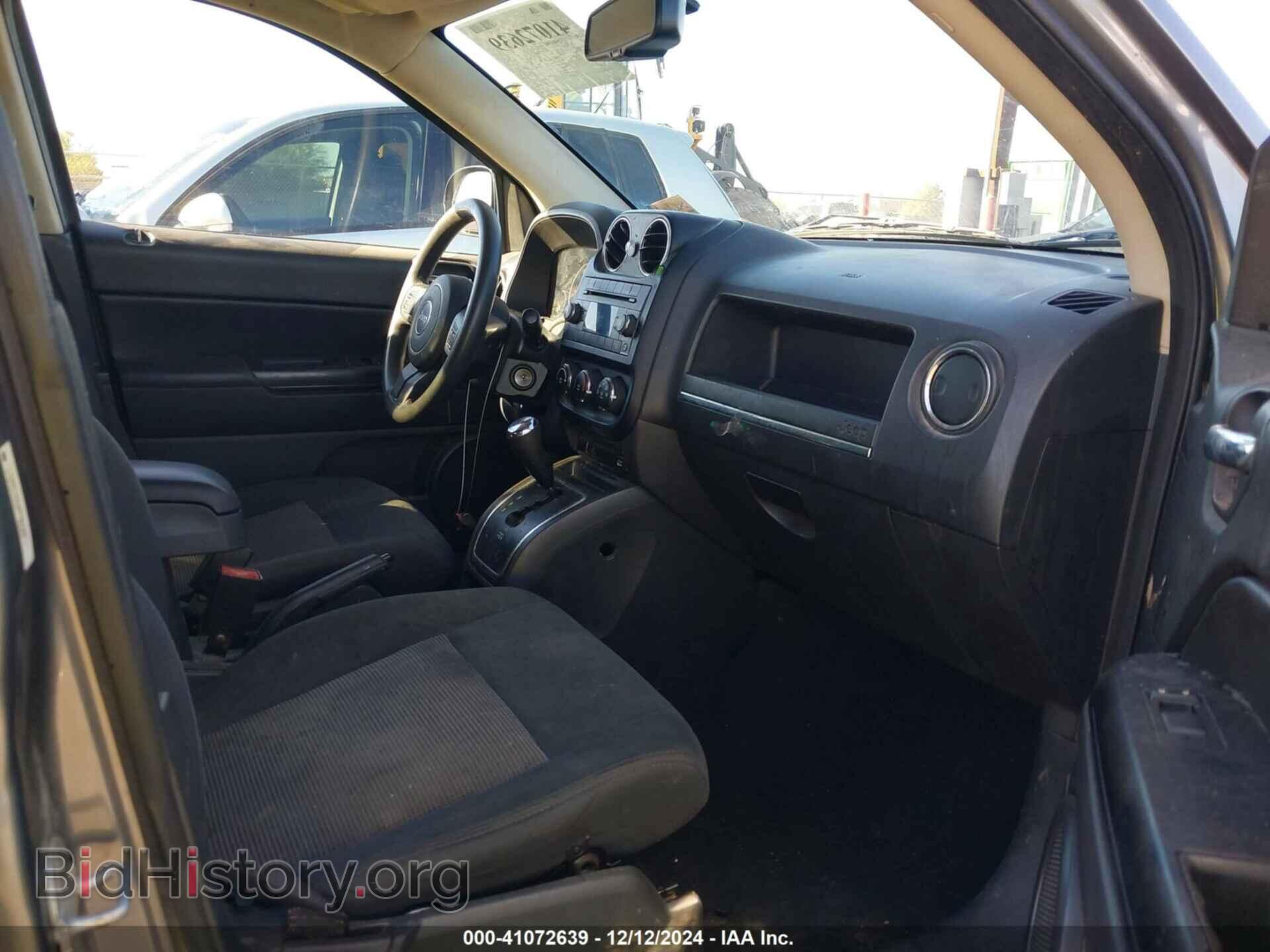 2011 JEEP COMPASS - VIN: 1J4NT1FB2BD267366 - Photo 5