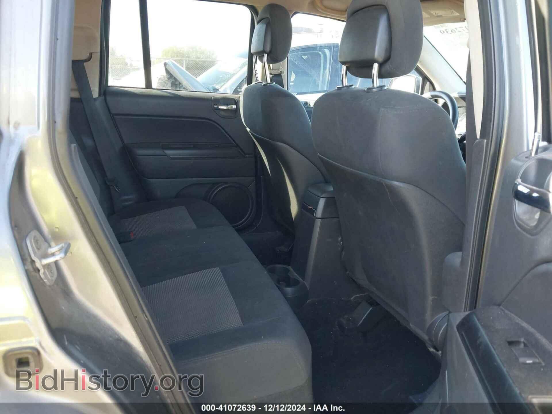 2011 JEEP COMPASS - VIN: 1J4NT1FB2BD267366 - Photo 8