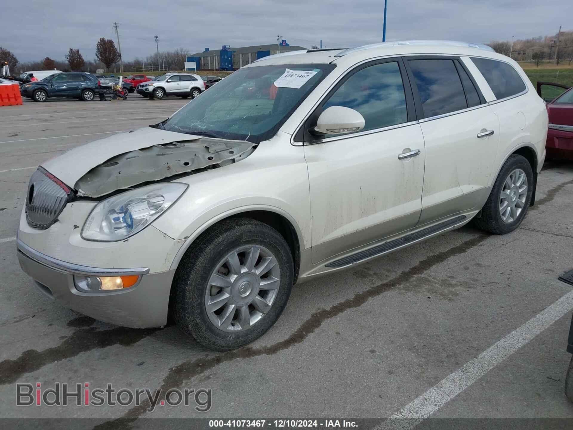 2011 BUICK ENCLAVE - VIN: 5GAKRCED8BJ276016 - Фото 2
