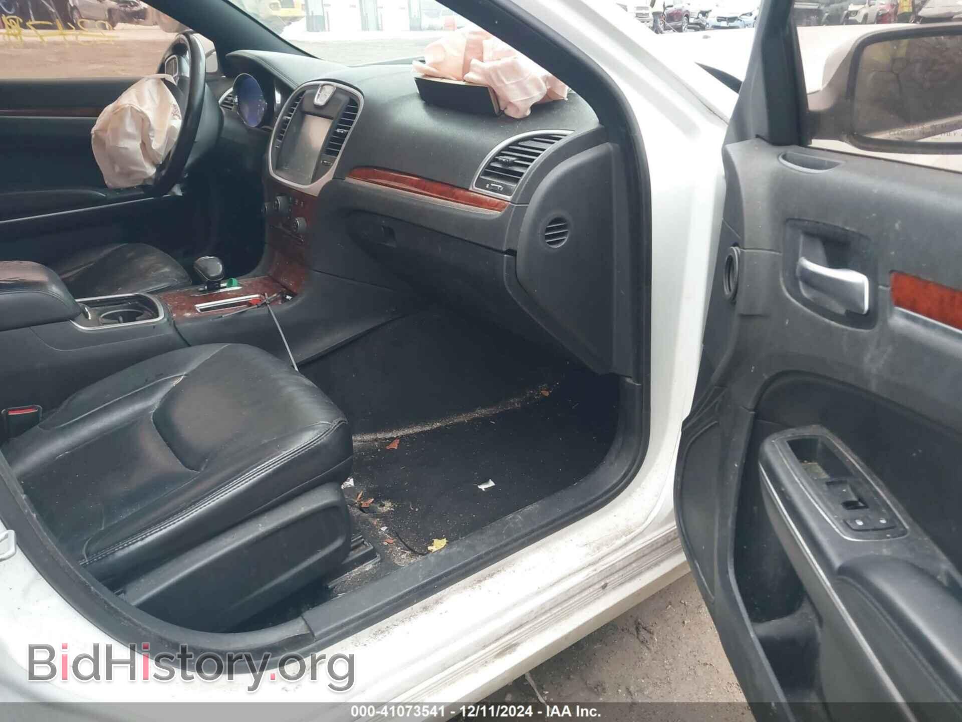 2013 CHRYSLER 300 - VIN: 2C3CCAAG2DH728253 - Фото 5