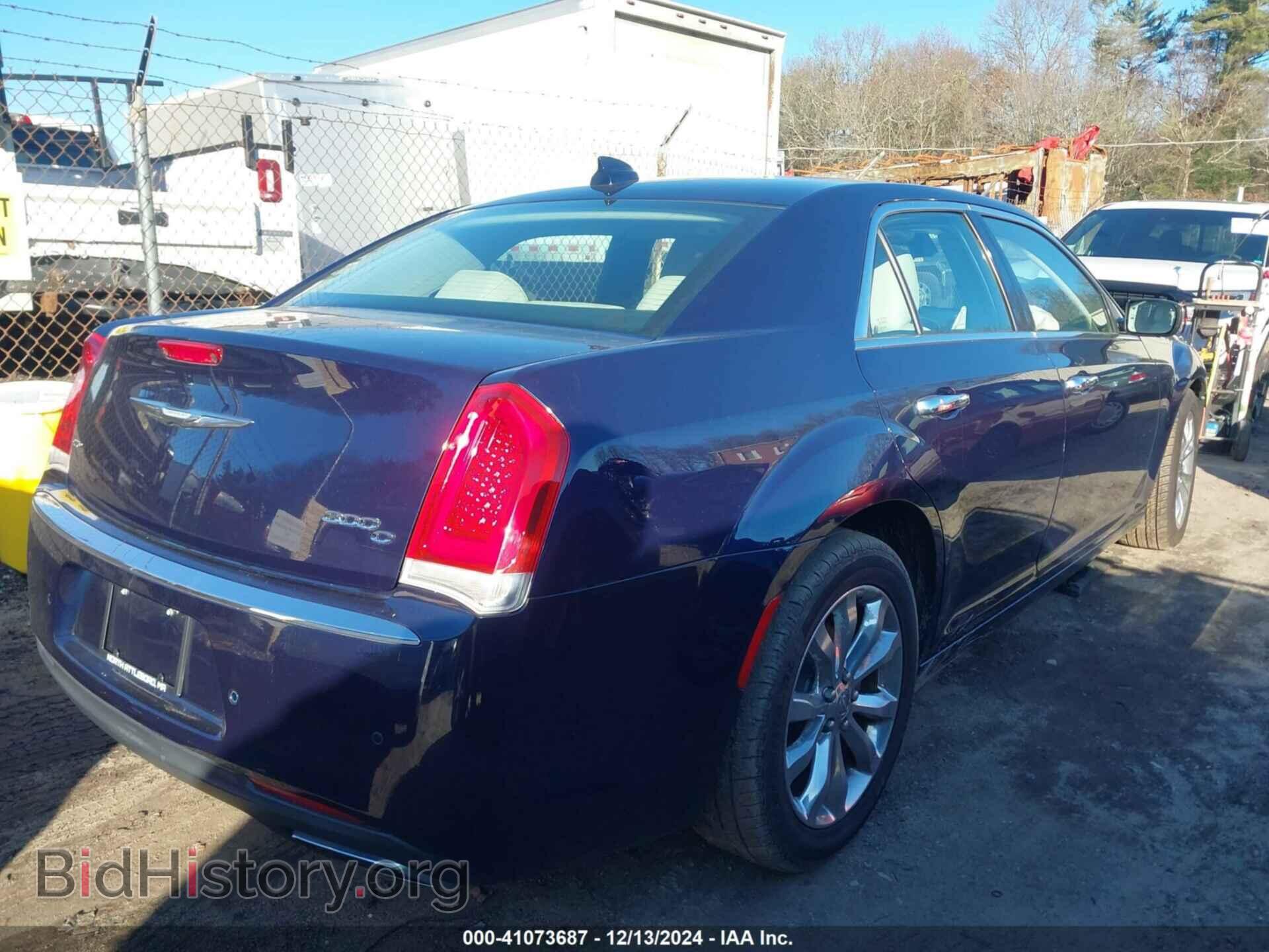 2017 CHRYSLER 300C - VIN: 2C3CCAKG1HH534706 - Фото 4