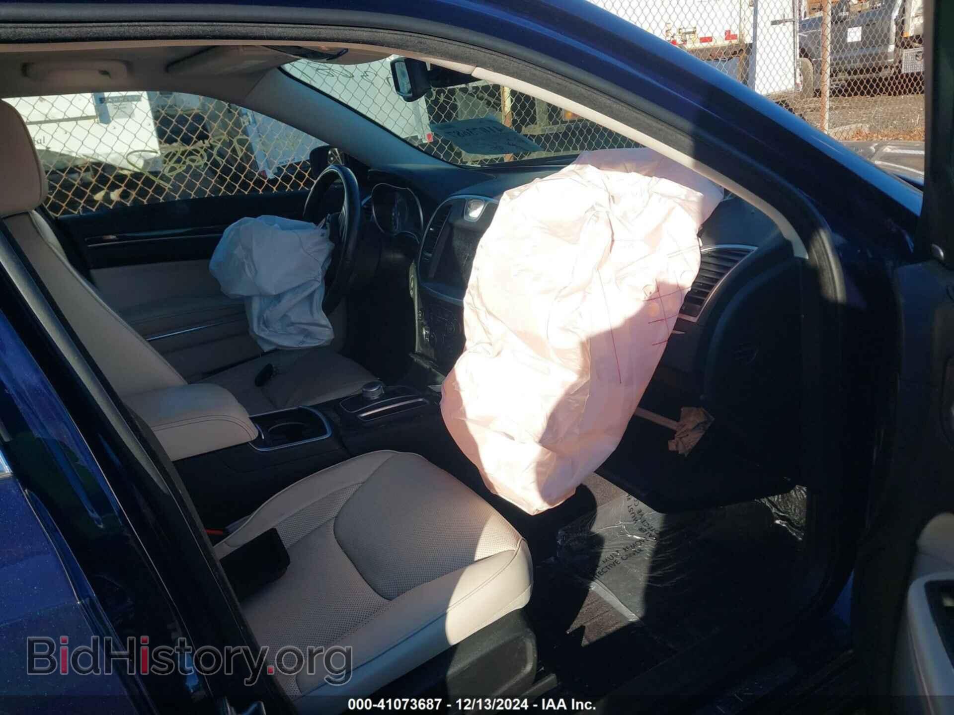 2017 CHRYSLER 300C - VIN: 2C3CCAKG1HH534706 - Фото 5