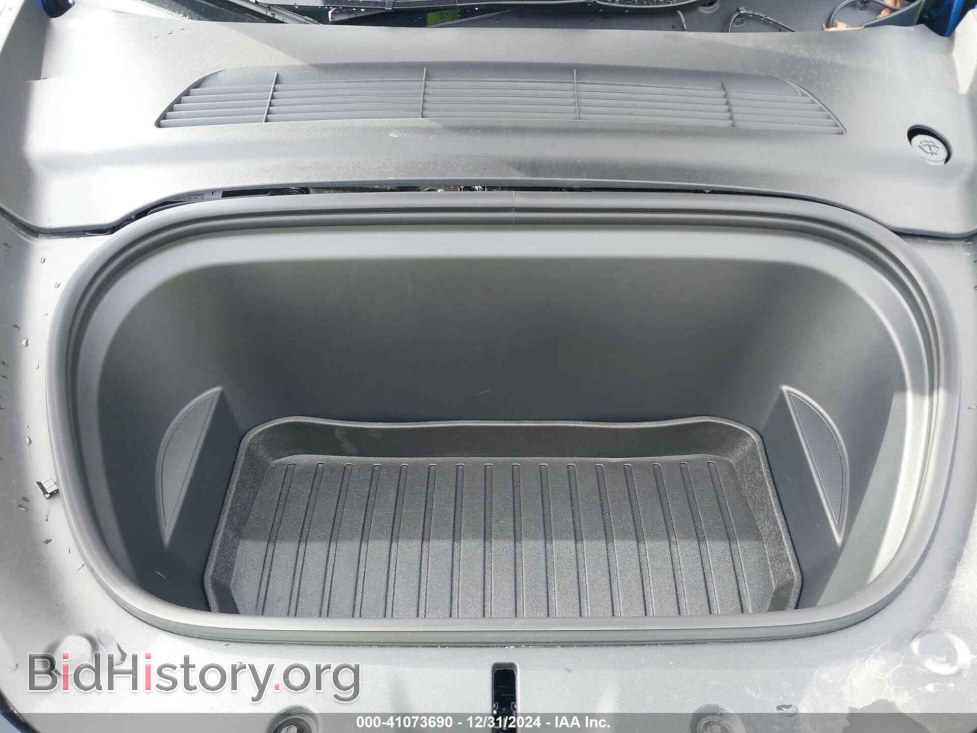 2024 TESLA MODEL Y - VIN: 7SAYGDEF5RF028607 - Фото 10