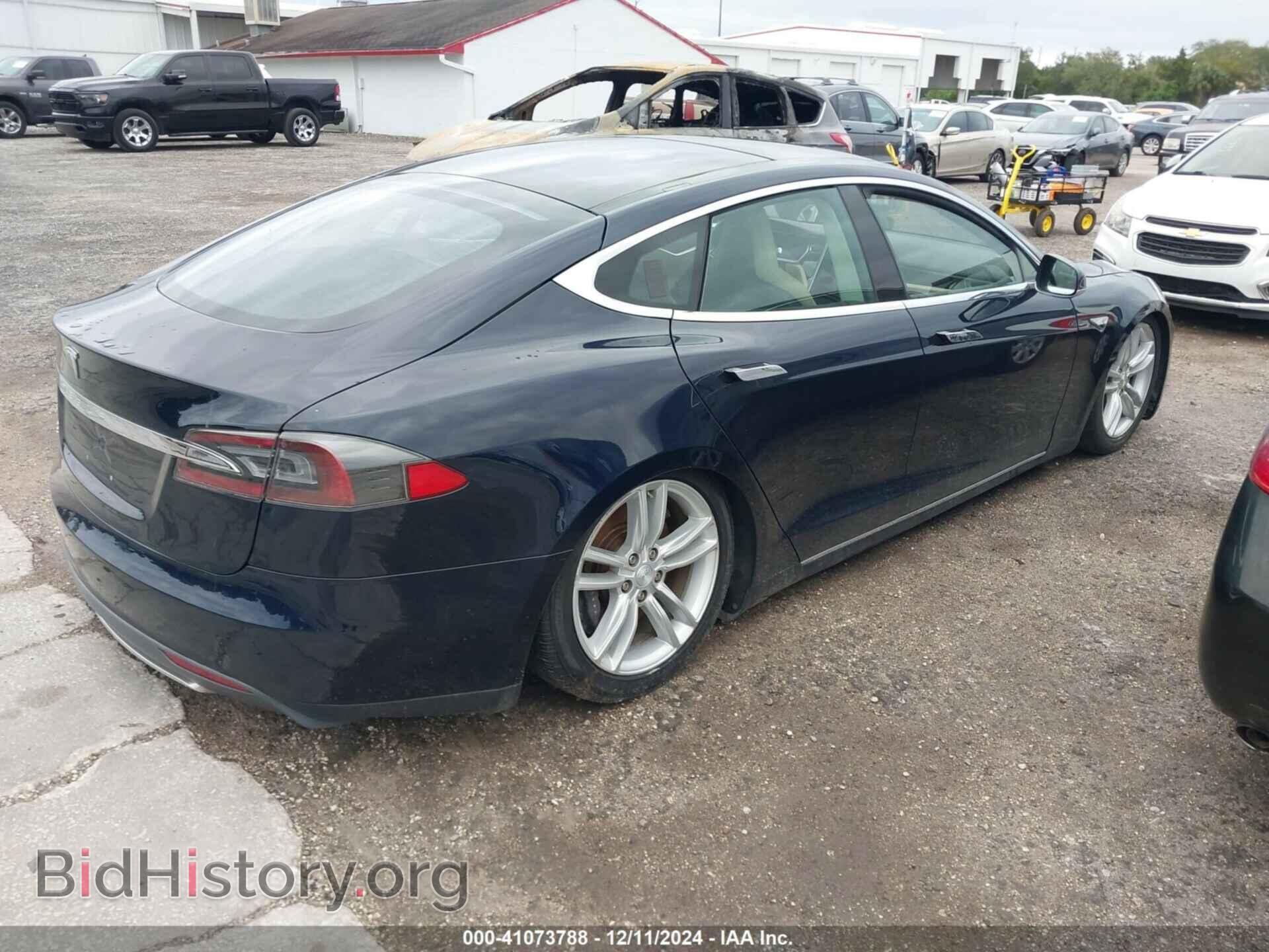 2013 TESLA MODEL S - VIN: 5YJSA1CN4DFP06186 - Фото 4