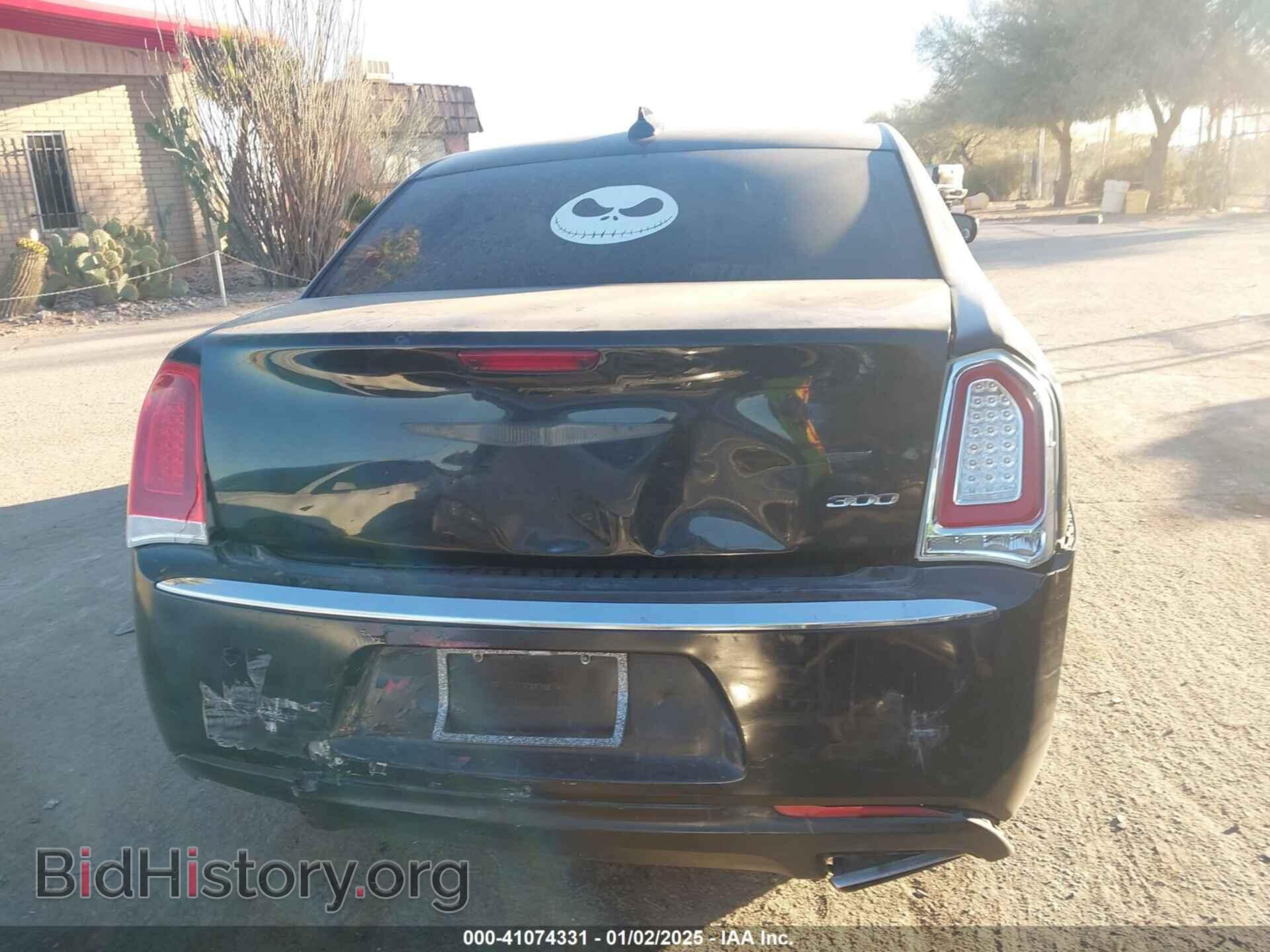 2015 CHRYSLER 300 - VIN: 2C3CCAAG1FH796983 - Фото 16
