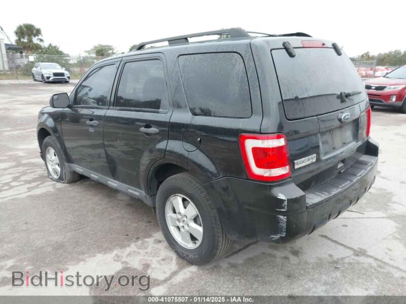 2010 Ford ESCAPE (VIN 1FMCU0D76AKB54545) — photo 3 of 11
