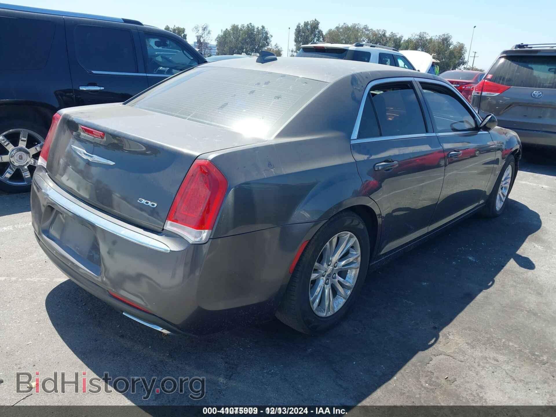 2016 CHRYSLER 300 - VIN: 2C3CCAAG9GH329036 - Фото 4