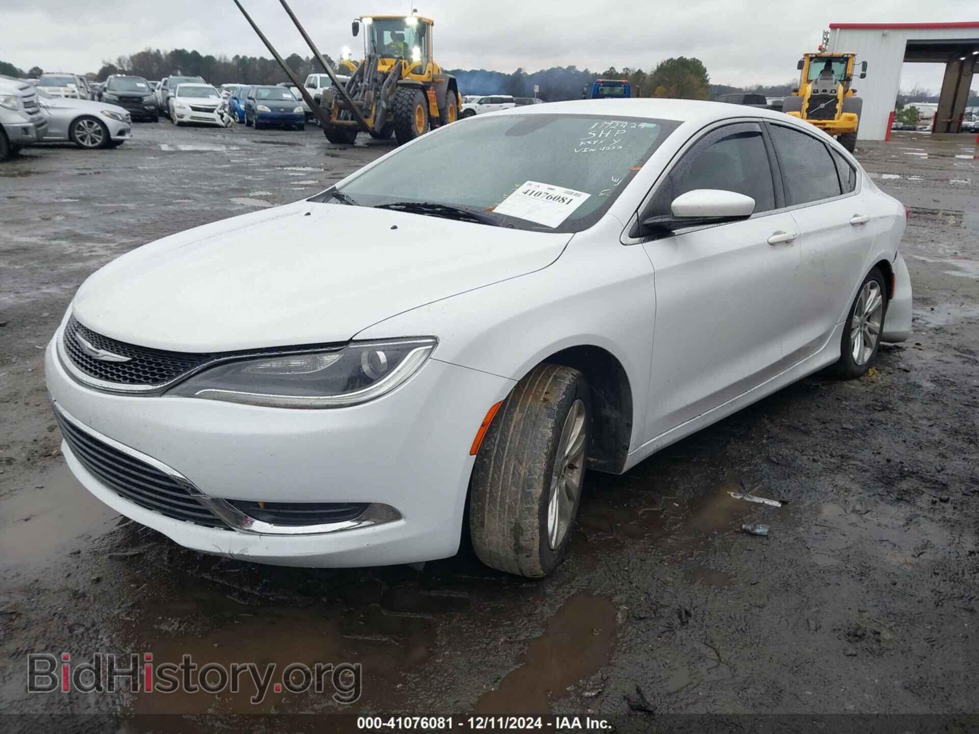 2015 CHRYSLER 200 - VIN: 1C3CCCABXFN724252 - Фото 2
