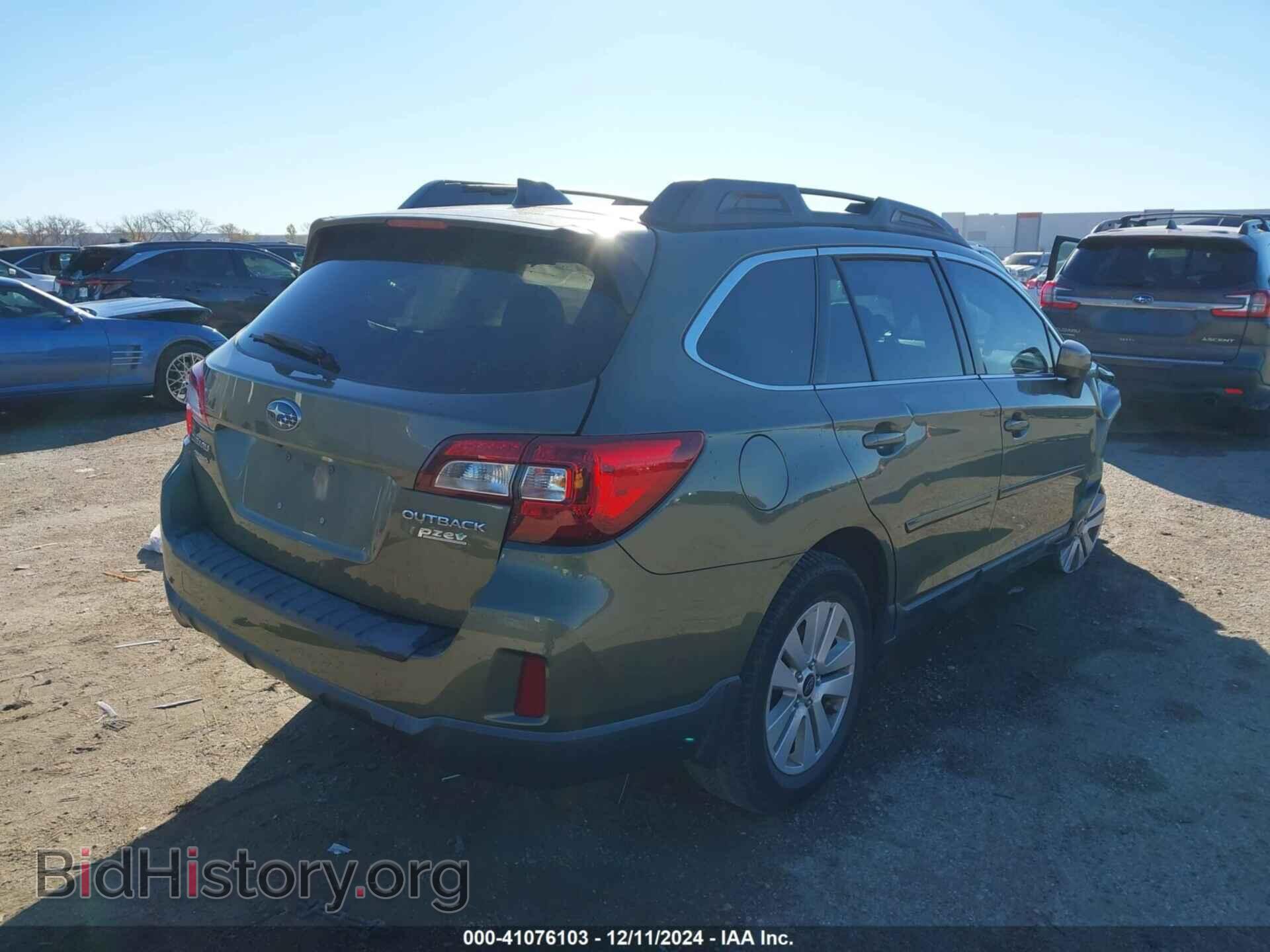 2017 SUBARU OUTBACK - VIN: 4S4BSADC9H3205979 - Фото 4
