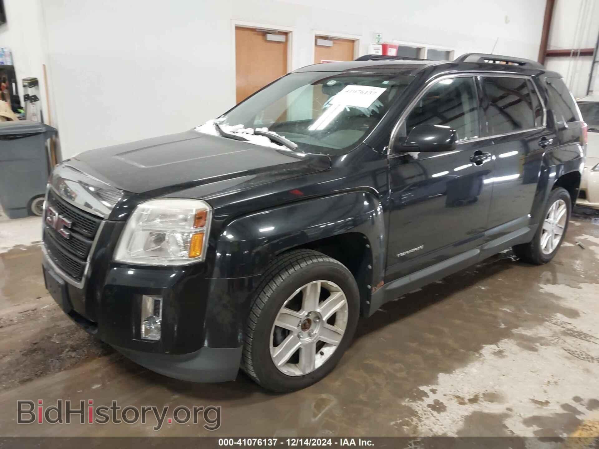 2011 GMC TERRAIN - VIN: 2CTFLUE59B6475092 - Фото 2