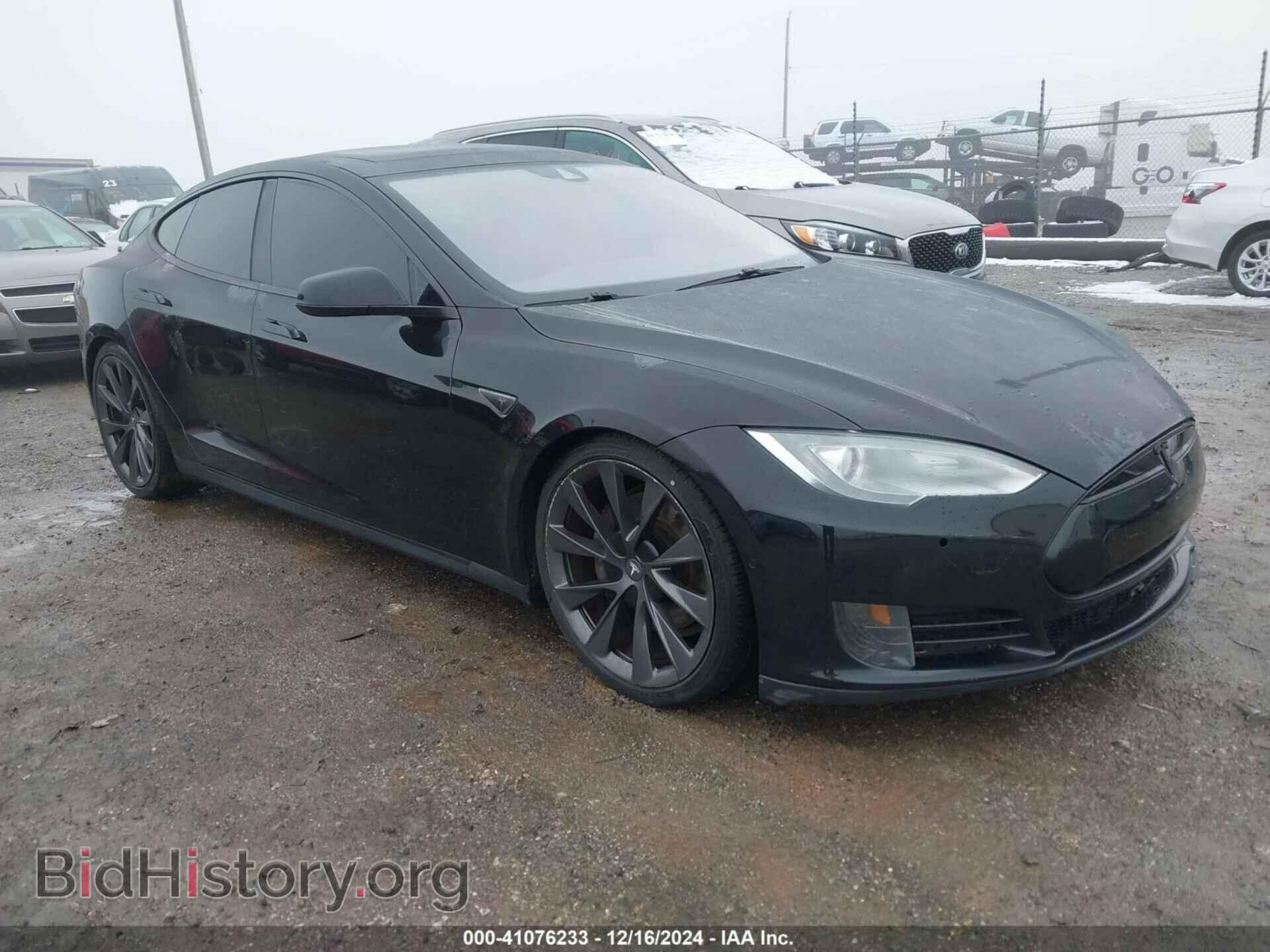Фотография 5YJSA1S2XFF097440 - TESLA MODEL S 2015