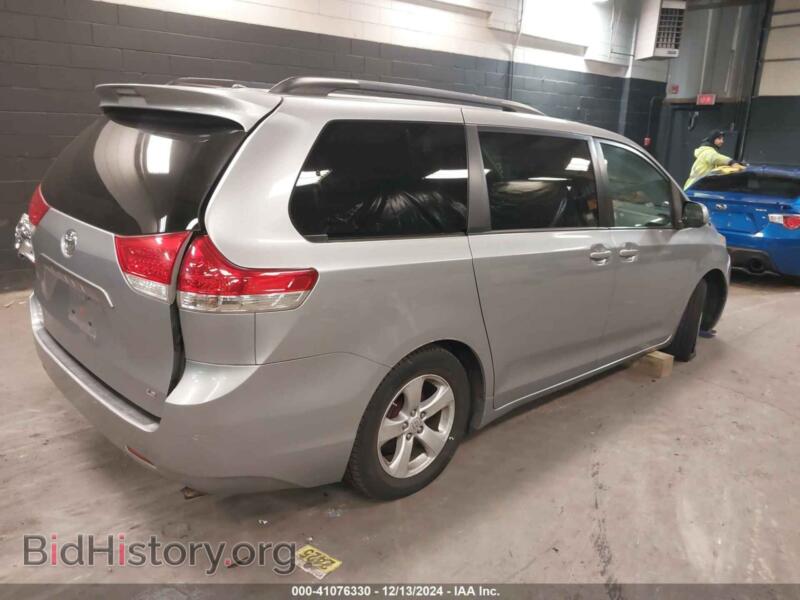 2011 Toyota SIENNA (VIN 5TDKK3DC8BS170566) — фото 4 из 16