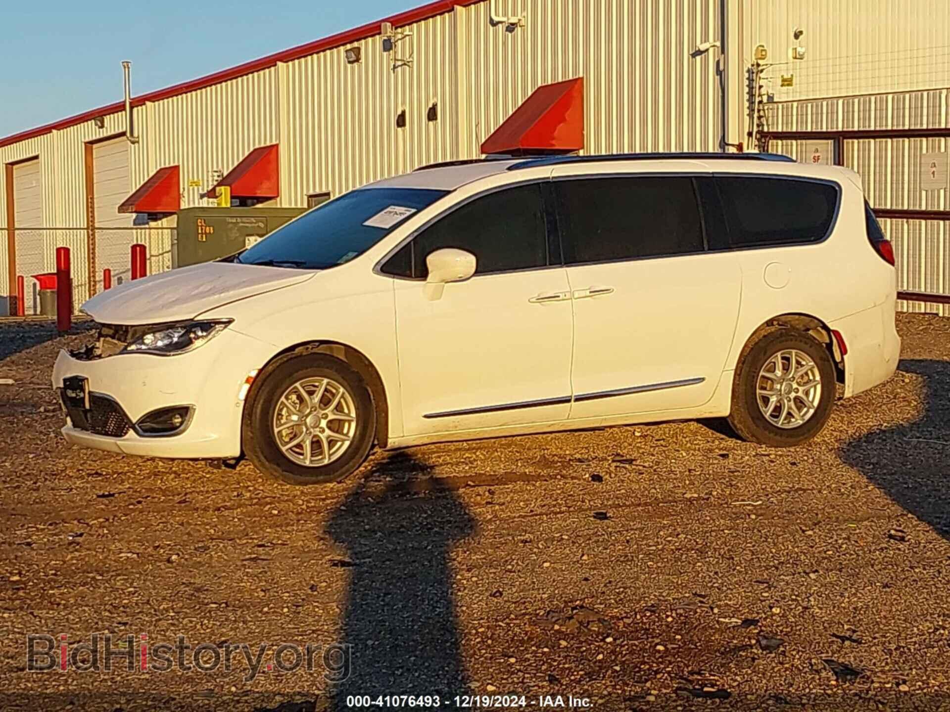 2020 CHRYSLER PACIFICA - VIN: 2C4RC1BG8LR111548 - Фото 2